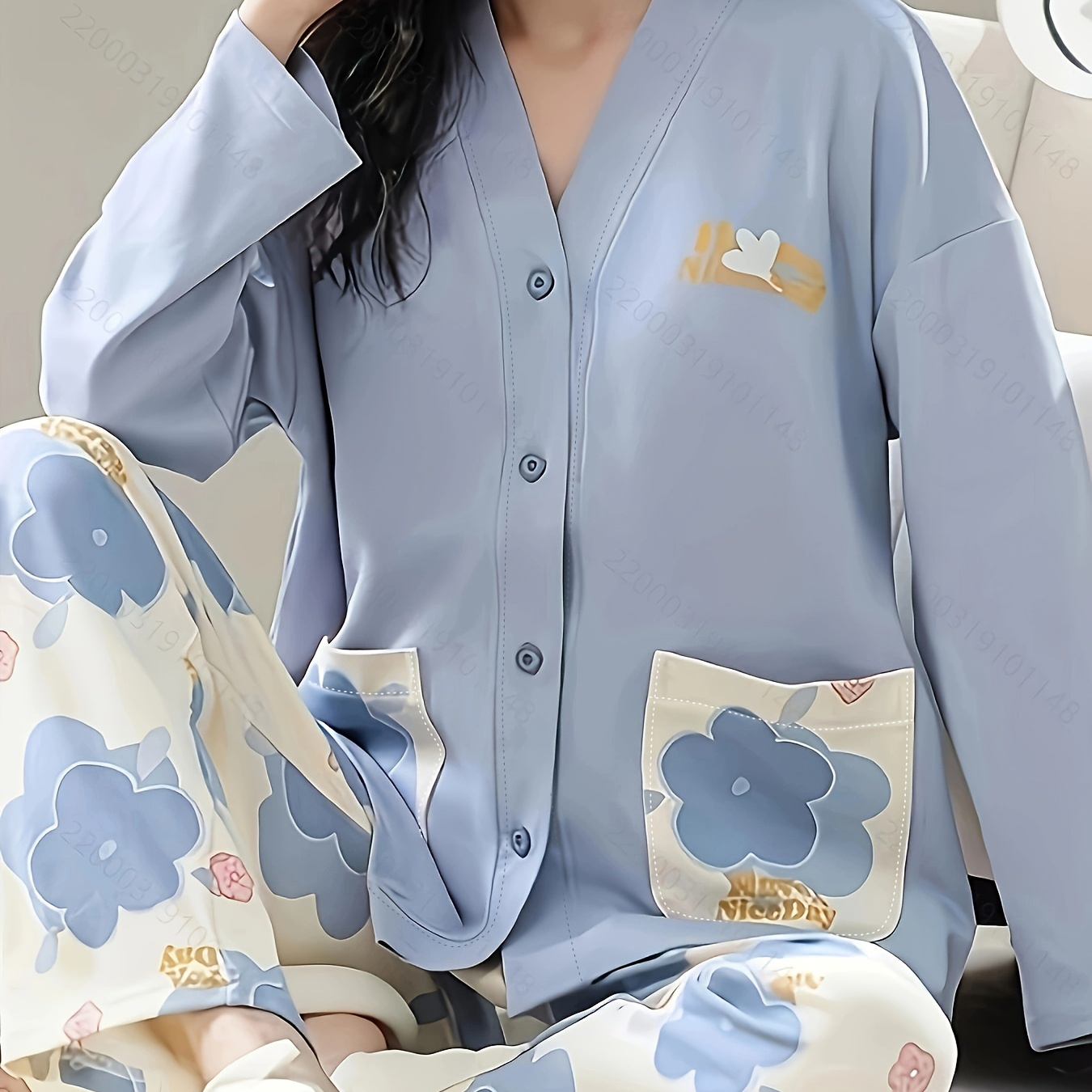 

Ensemble Pyjama Chic pour Femme - Haut Confortable à Manches Longues et Col en V & Pantalon à Imprimé Floral, Mélange de Polyester , Lavable en Machine - pour /Hiver