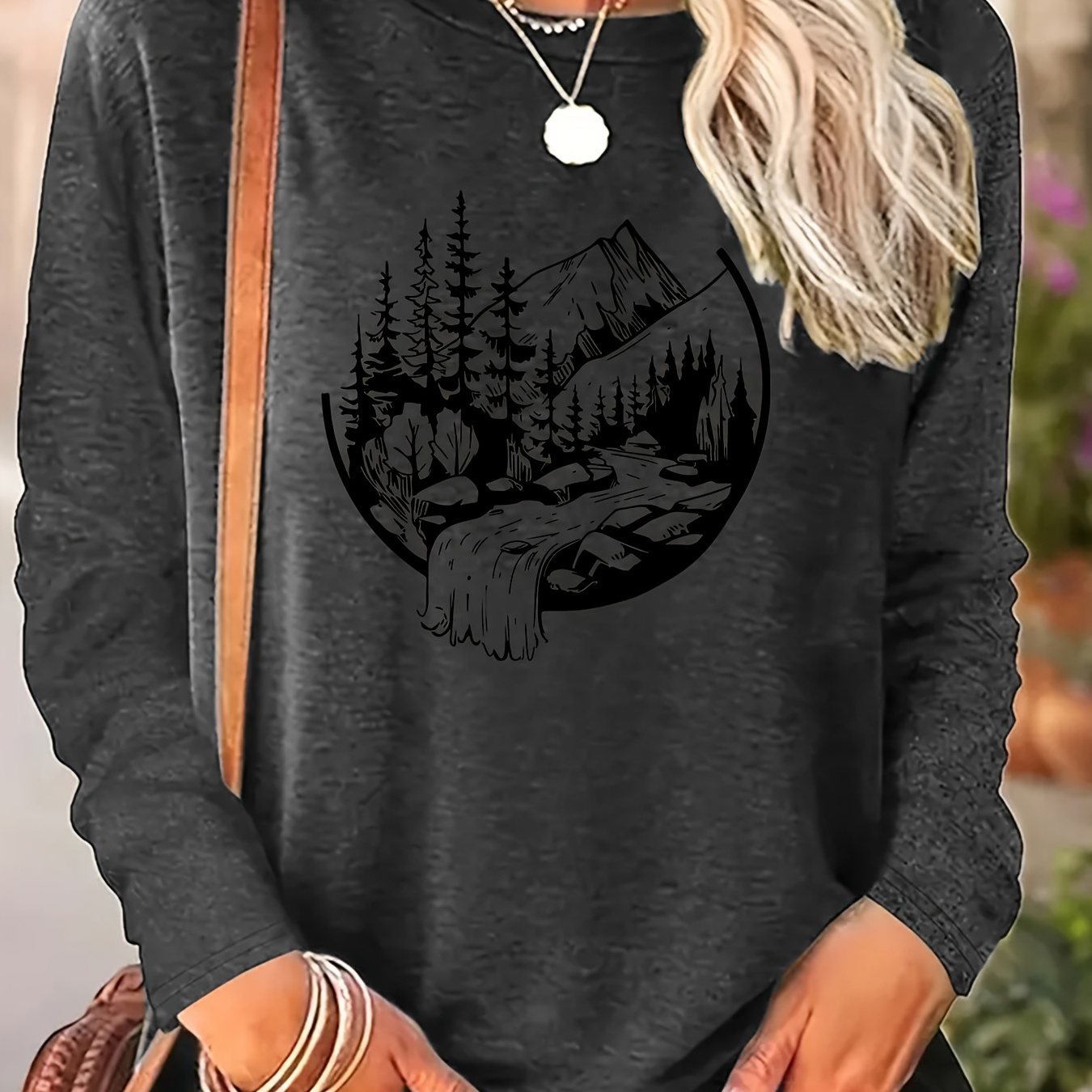 

Mountain Print T-shirt, Long Sleeve Crew Neck Casual Top For Spring & Fall, Women's Clothing