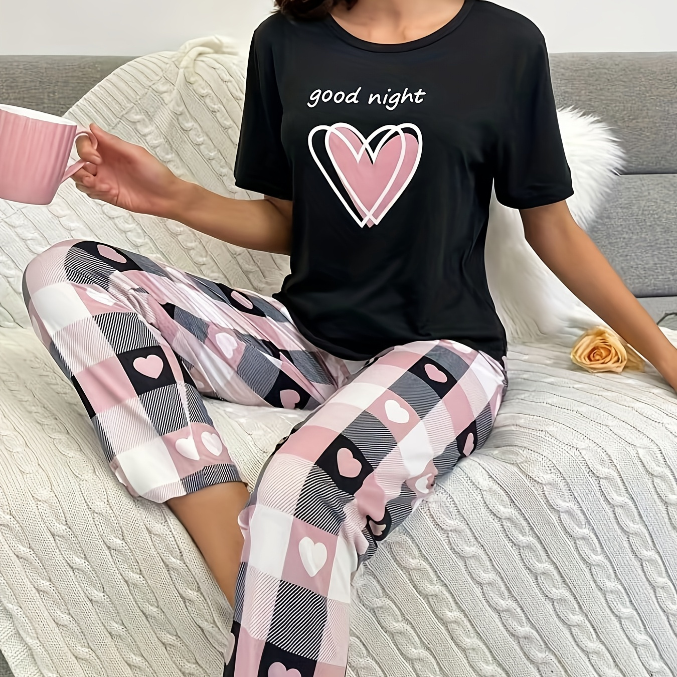 

Women's 2pcs Heart & Letter Print Tee And Waist Pants Pajama Set, Casual Soft Comfortable Round Neck Short Sleeve T-shirt & Print Trousers Pj Set, Ladies Sleepwear For All