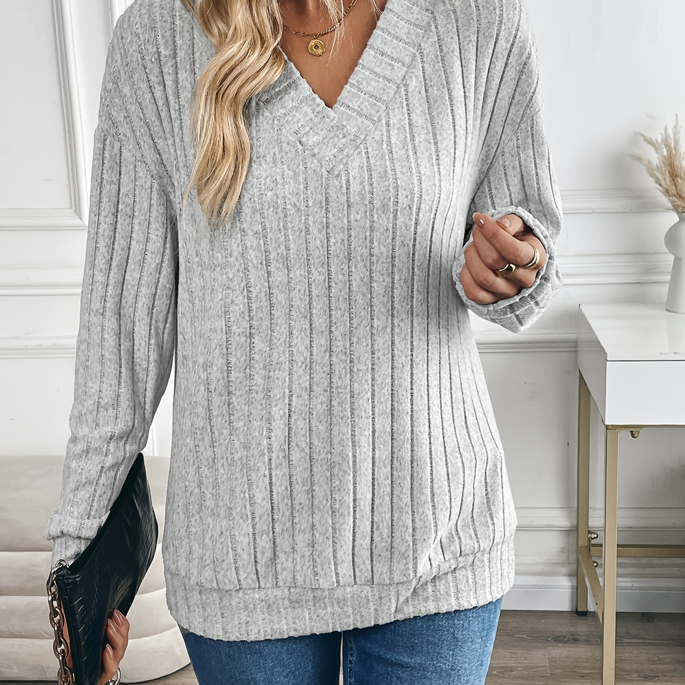 

Elegant Style, Women's Chic Ribbed V-neck Long Sleeve Top - Casual, Elegant Knit Design, Fall/winter, Machine Washable, Polyester And Elastane , Cozy Pullover|ribbed Texture|elastane Fit