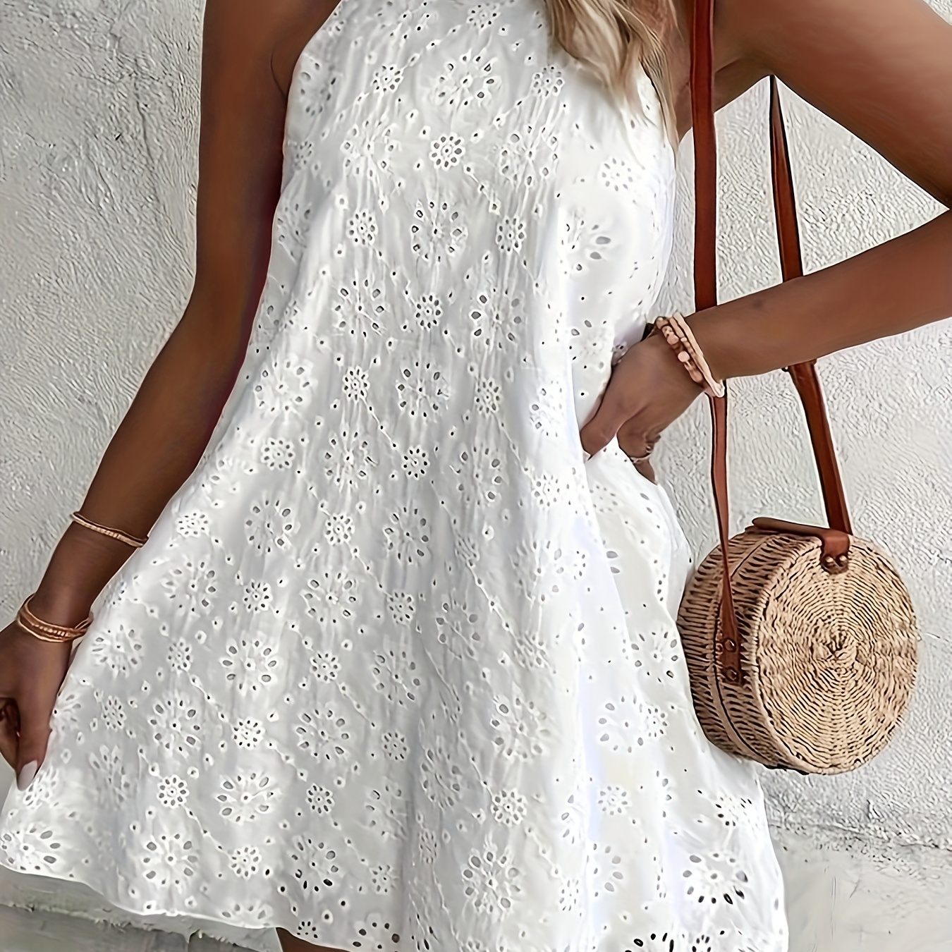 

Plus Size Eyelet Solid Halter Neck Dress, Casual Sleeveless Loose Dress For Spring & Summer, Women's Plus Size Clothing