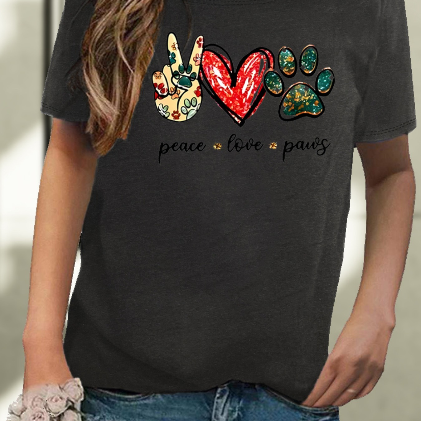 

Heart Print T-shirt, Short Sleeve Crew Neck Casual Top For Summer & Spring, Women's Clothing