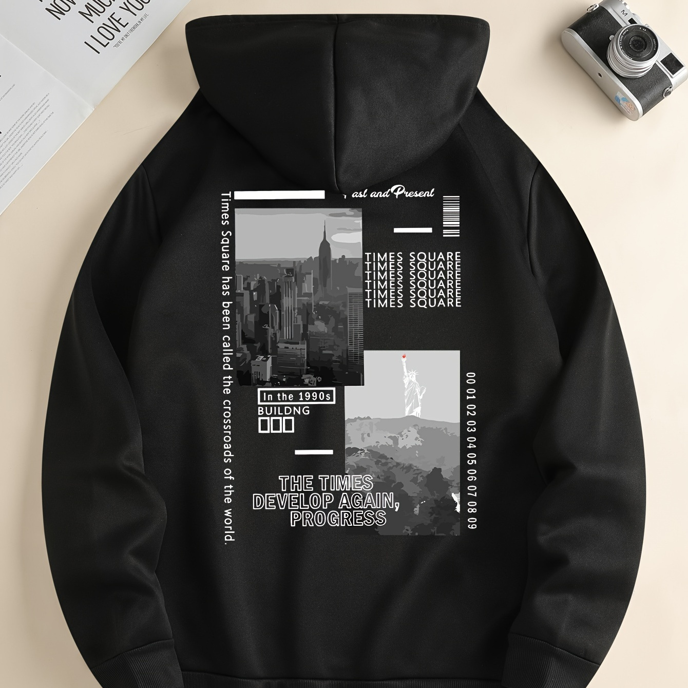

City And Mountain Print Hoodies For Men, Graphic Hoodie With Kangaroo Pocket, Comfy Loose Trendy Hooded Pullover, Mens Clothing For Autumn Winter