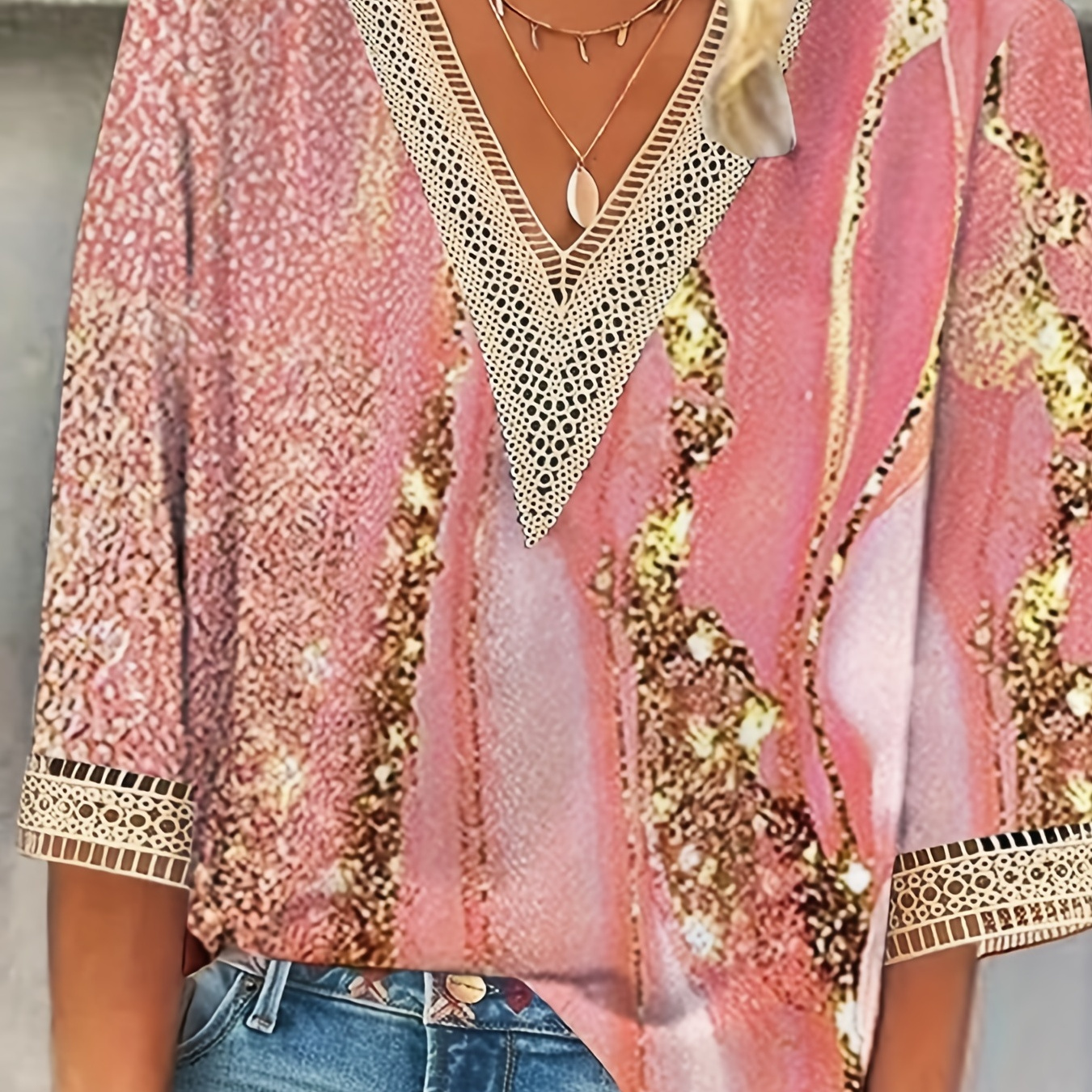 

Plus Size Casual T-shirt, Women's Plus Marble Print Contrast Lace Panel Half Sleeve V Neck T-shirt