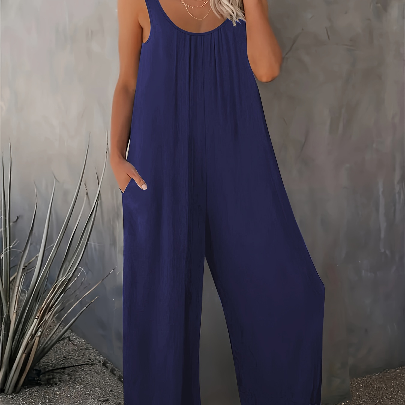 

Plus Size Solid Ruched Tank Jumpsuit, Casual Sleeveless Pocket Jumpsuit, Women's Plus Size clothing