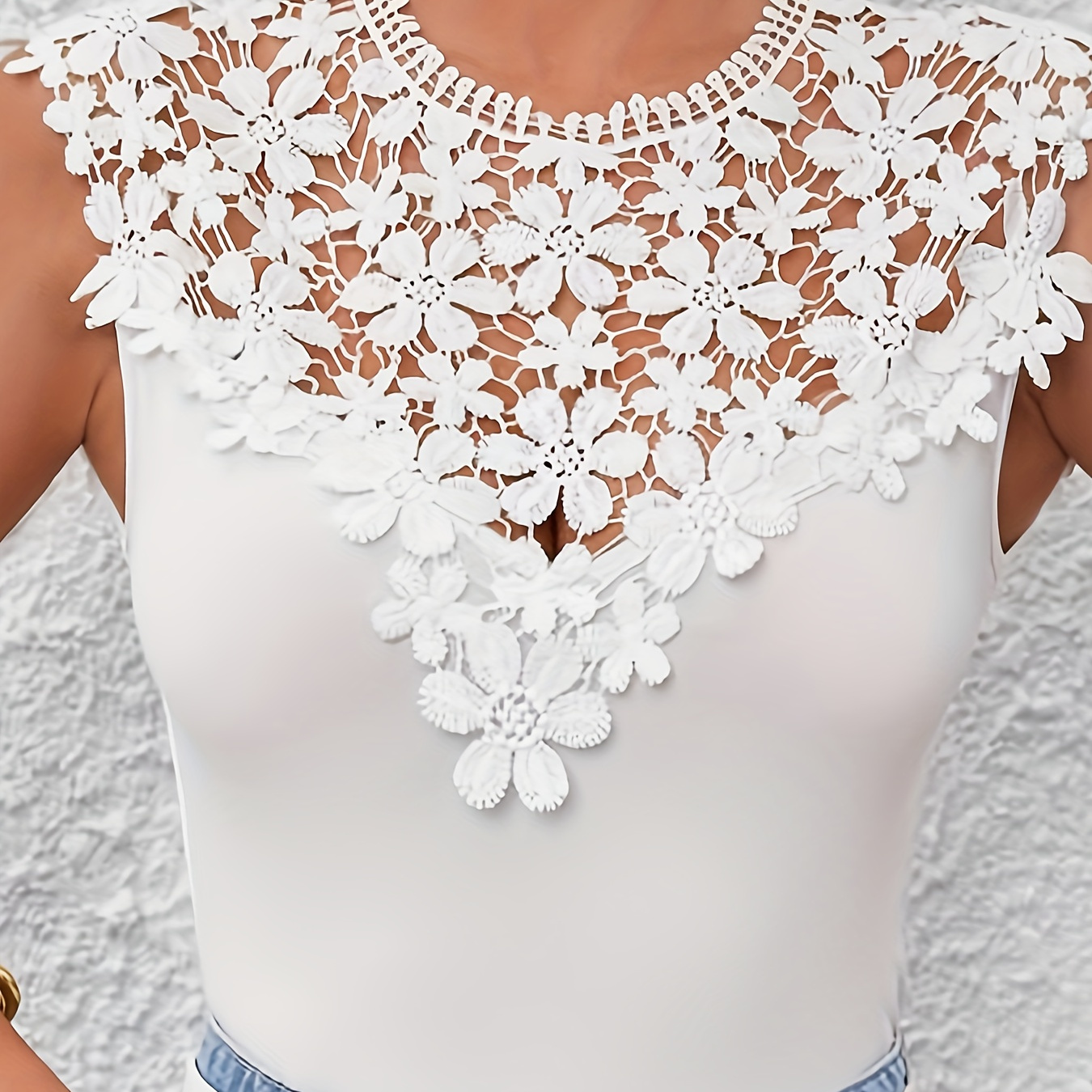 

Contrast Lace Splicing Crew Neck Tank Top, Elegant Sleeveless Top For Summer, Women's Clothing