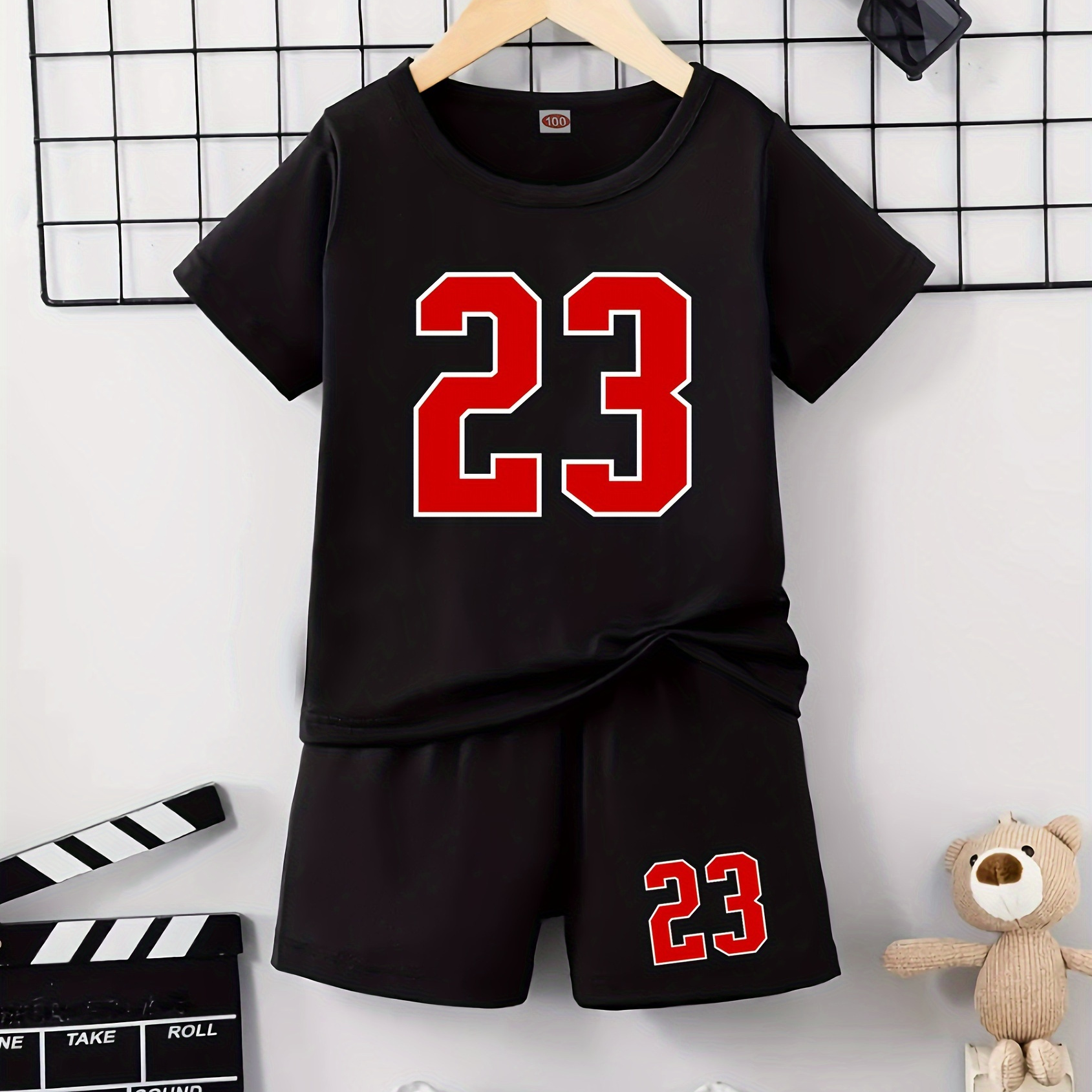 

Boys Casual 2-piece Outfit Set, Sporty Style Short Sleeve Number Print Tee With Shorts, Cool, Lightweight And Comfy Summer Clothes