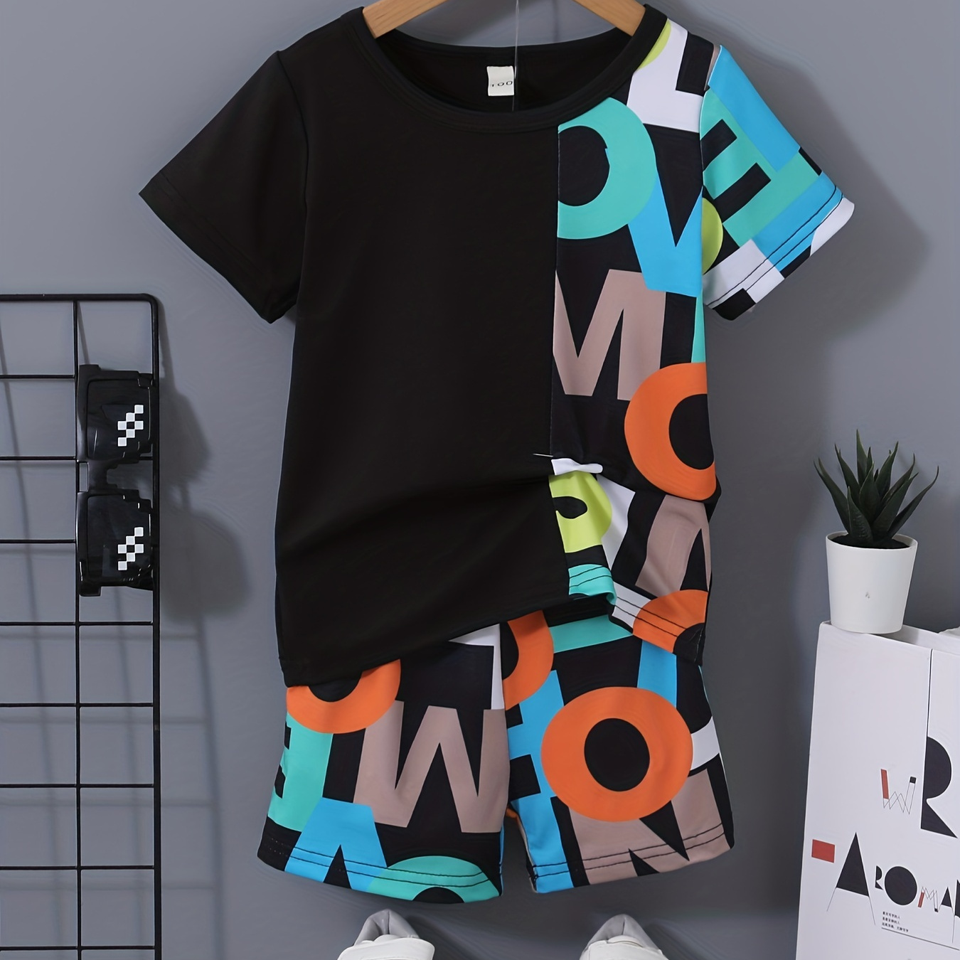 

Boys Letter Pattern Casual Outfit Round Neck T-shirt & Shorts For Summer Kids Clothes