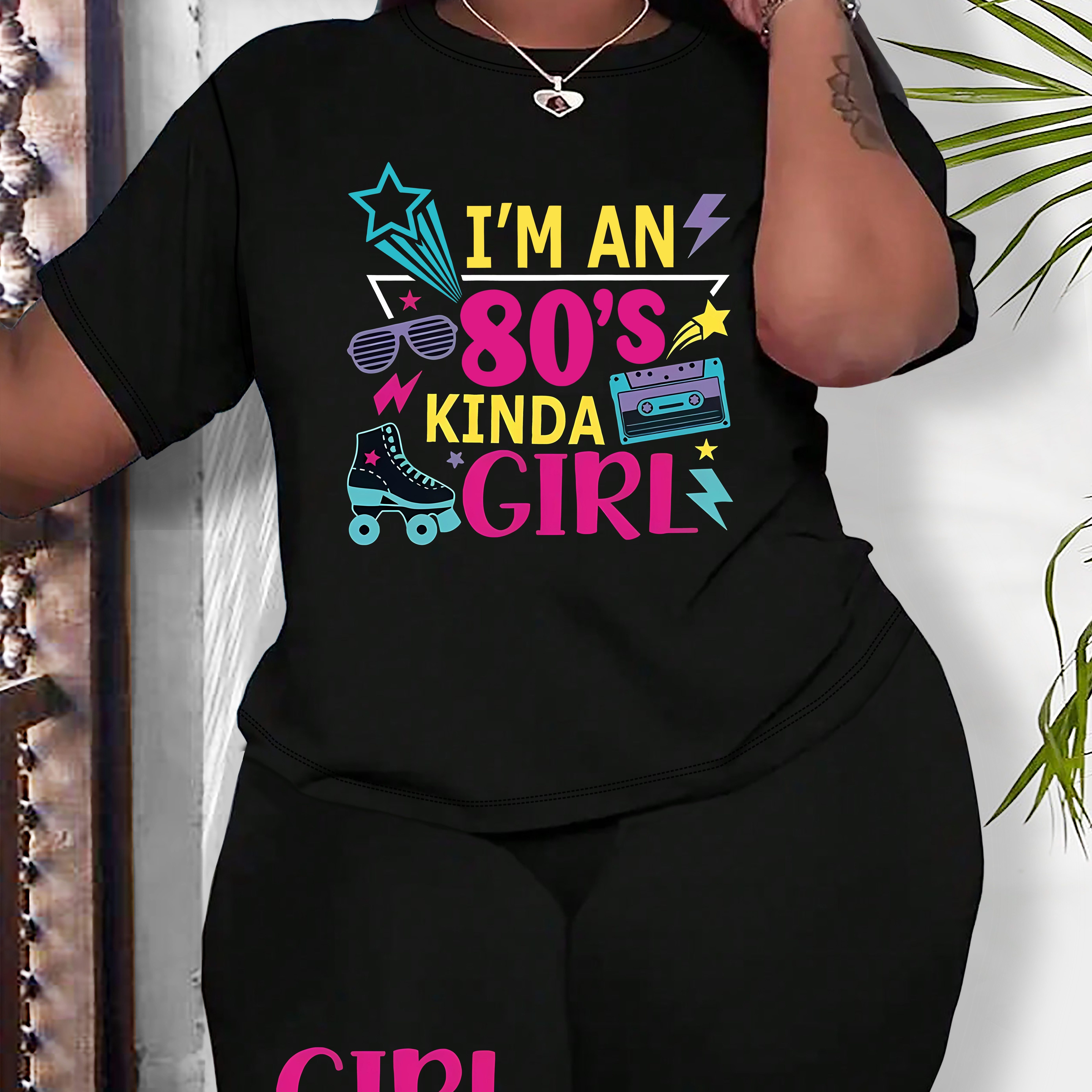 

Plus Size Women's Casual "i'm An 80's Kinda Girl" Printed Fashion Top With Shorts Set, Retro Music Cassette Tee And Sporty Bottoms, Relaxed Fit Outfit For Ladies