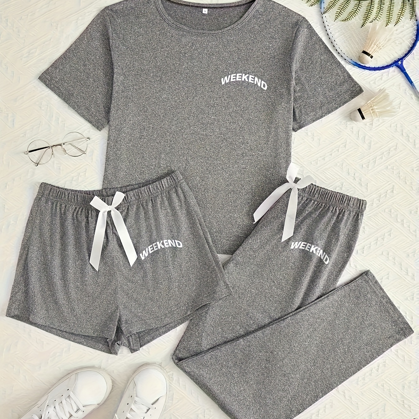 

Women's Gray Letter -piece Pajama Set