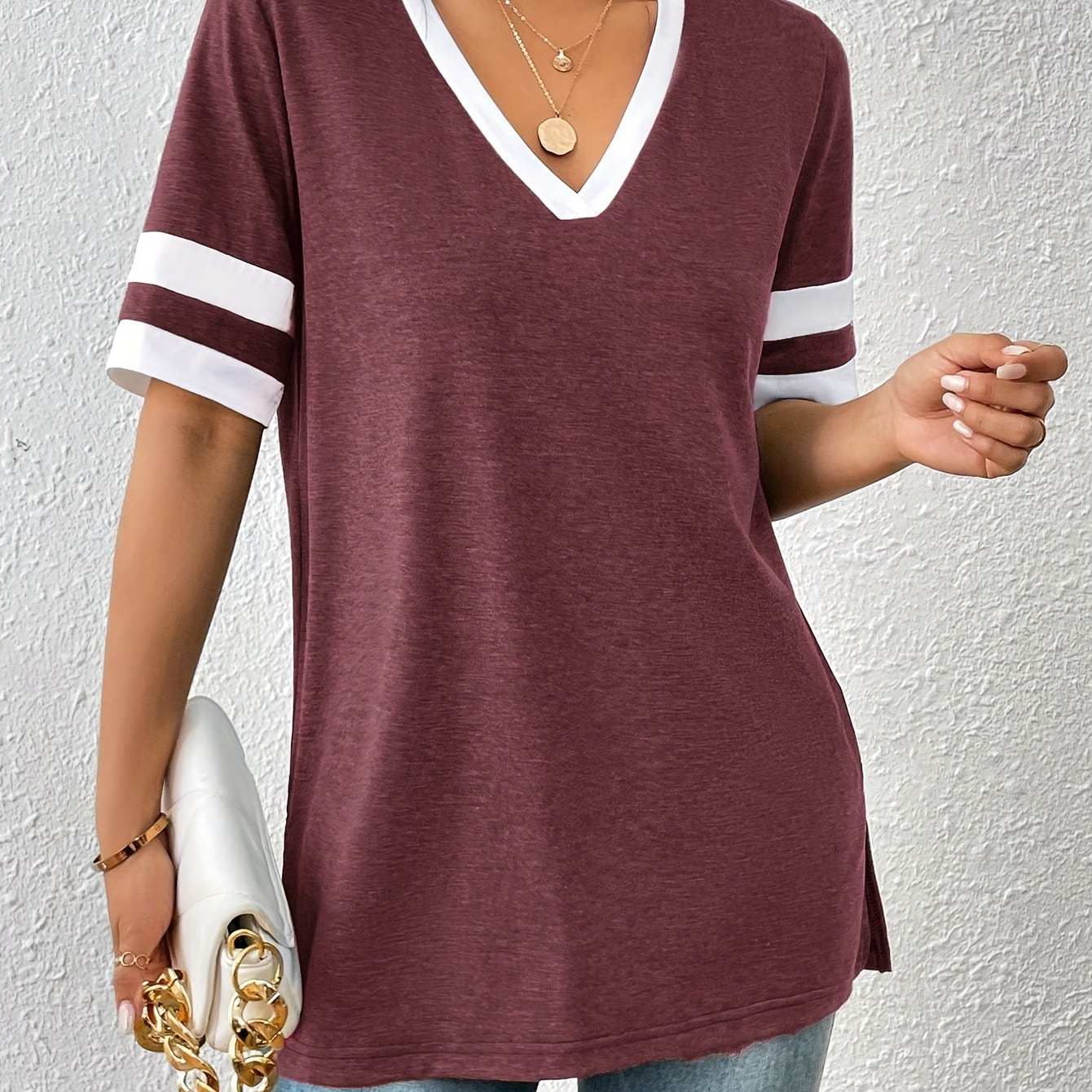

Contrast Trim V-neck T-shirt, Casual Short Sleeve Split T-shirt For Spring & Summer, Women's Clothing