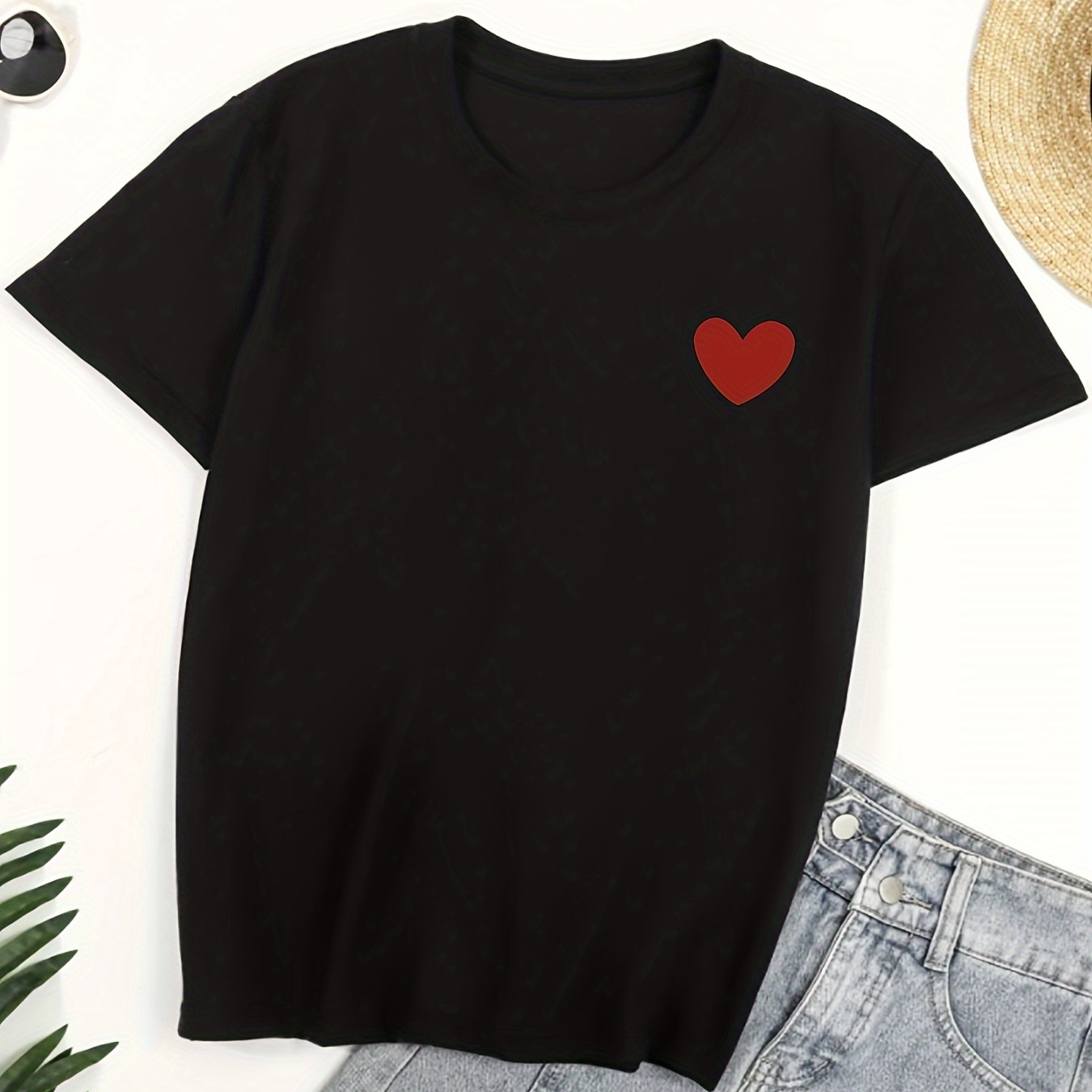 

Valentine's Day Heart Print T-shirt, Short Sleeve Crew Neck Casual Top For Summer & Spring, Women's Clothing