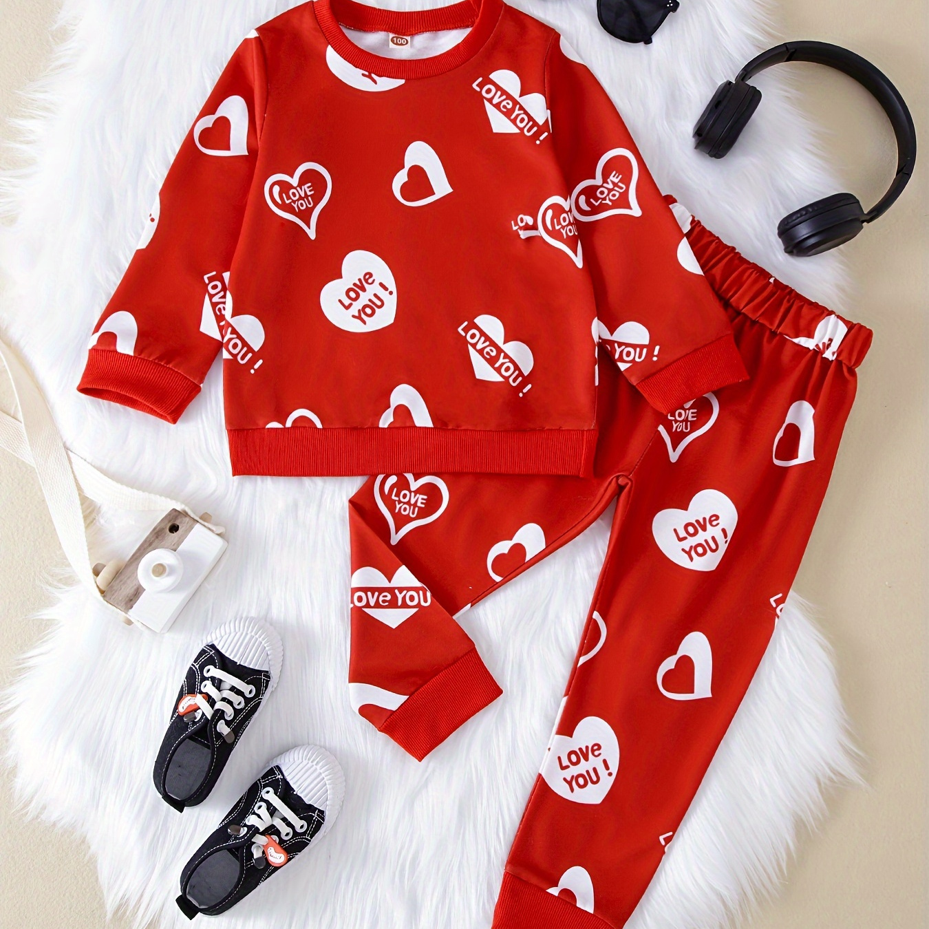 

2pcs Boys Valentine's Day Hearts Print Creative Long Sleeve Sweatshirt & Pants Sets, Kids Clothes Outdoor