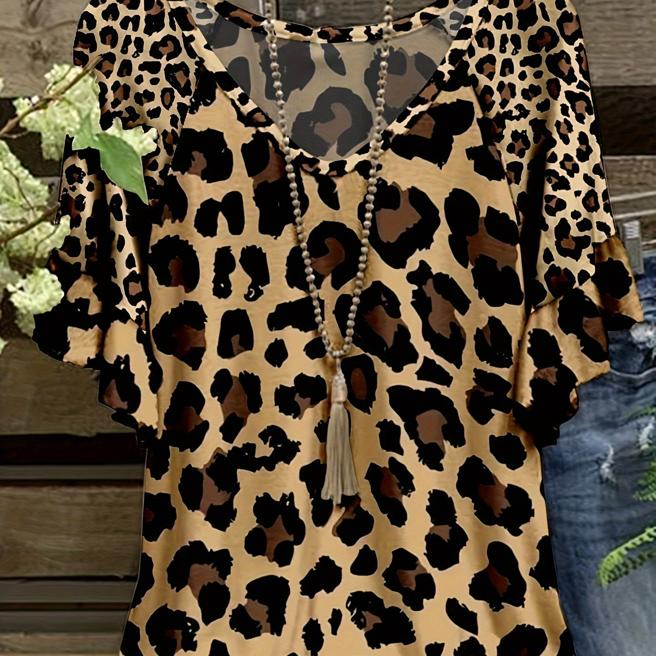 

Plus Size Leopard Print T-shirt, Casual Short Sleeve Top For , Women's Plus Size Clothing