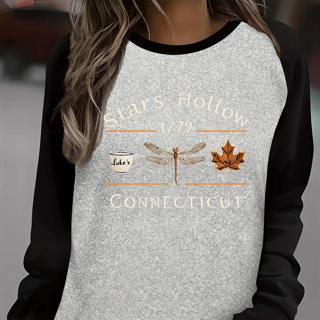 

Stars Hollow Graphic Long Sleeve T-shirt With Crew Neck, Casual Polyester Knit Fabric With Spandex, Alphabet Print & Applique Detail - Comfort