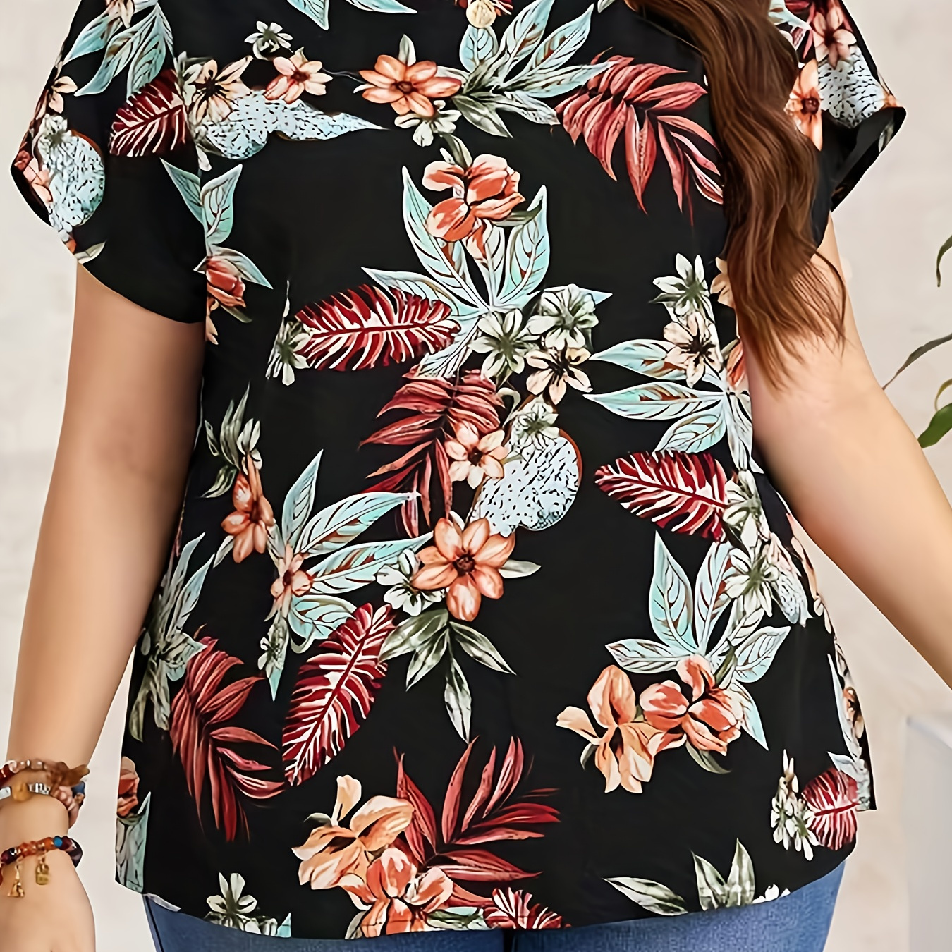 

Plus Size Floral Print Blouse, Elegant Crew Neck Short Sleeve Blouse For Summer, Women's Plus Size clothing