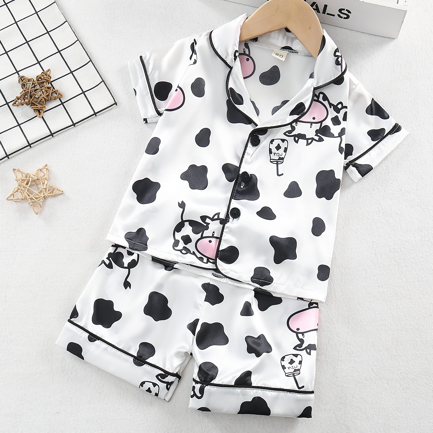 Toddler Girl's 2pcs Cartoon Cow Pattern Pajamas, Button Front Top & Elastic Waist Shorts Set, Comfy Casual PJ Set, Kid's Lounge Wear