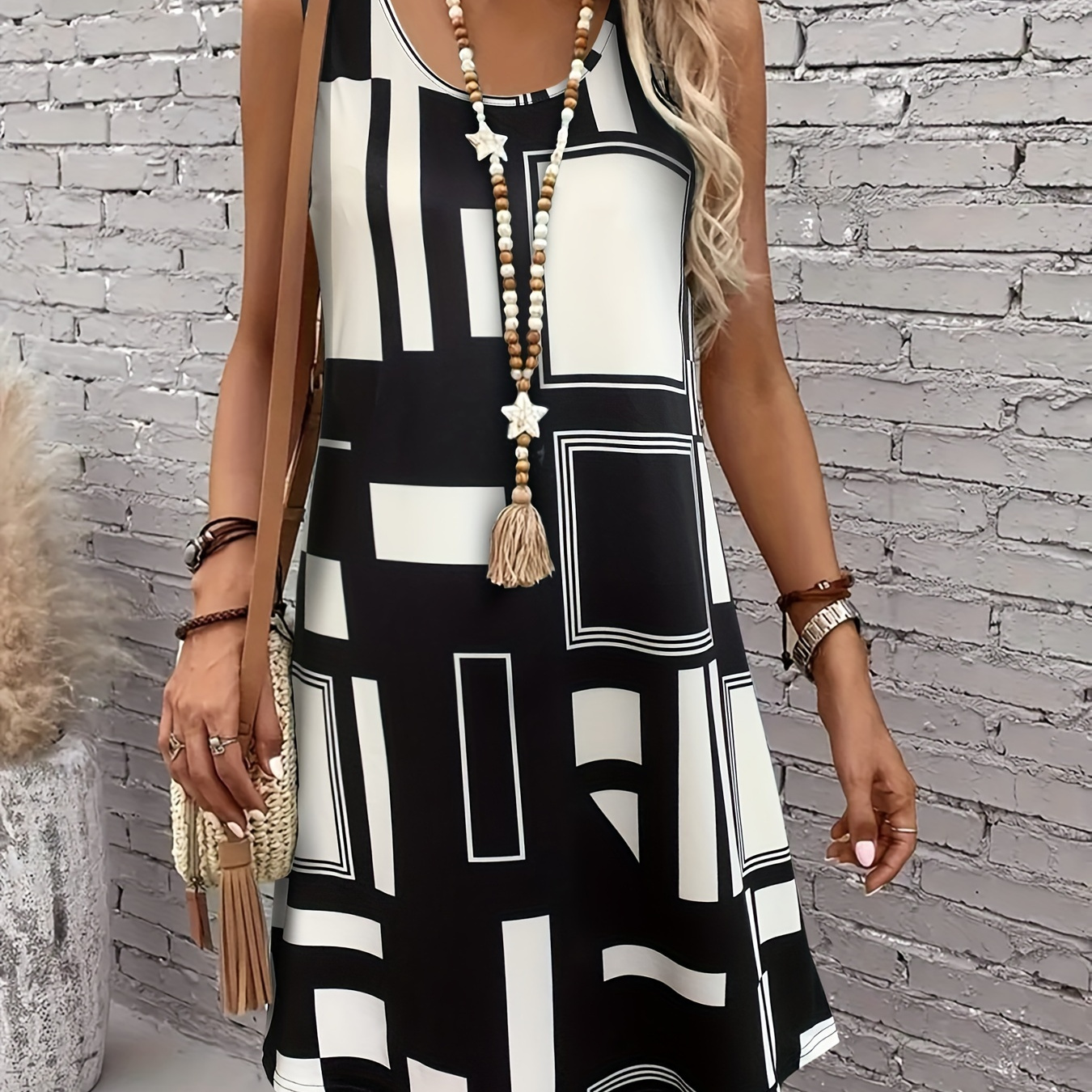 

Geo Print Colorblock Loose Tank Dress, Casual Crew Neck Sleeveless Dress For Spring & Summer, Women's Clothing