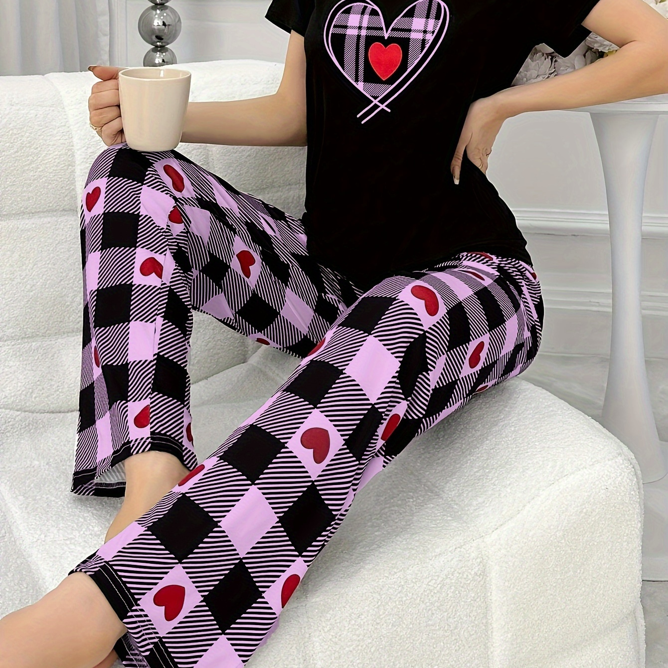 

Women's Retro Pajama Set - Black Short Sleeve Top With & Cozy Long Pants, Round Neck, Polyester Loungewear, Attire|checkered Pants|soft Knit Pajamas, Pajama Pants