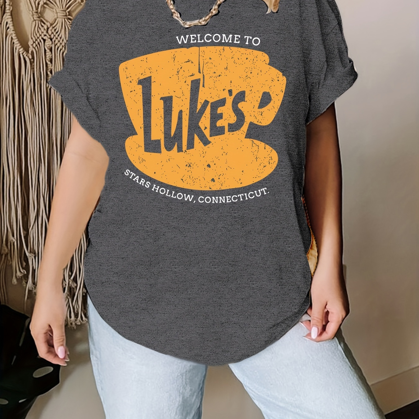 

Plus Size Letter Print T-shirt, Casual Crew Neck Short Sleeve T-shirt, Women's Plus Size clothing