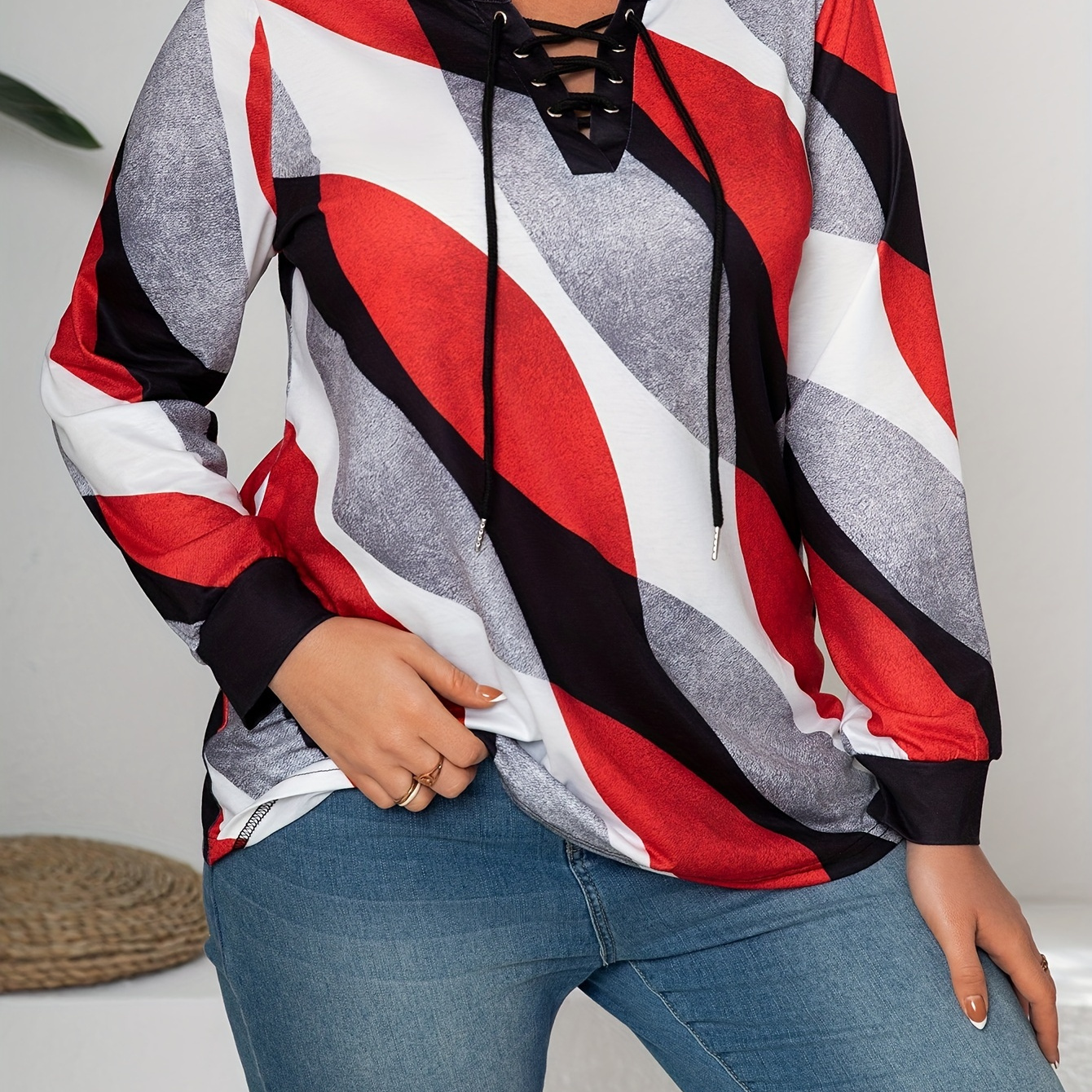 

Plus Size Casual Top, Women's Plus Colorblock Lace Up Long Sleeve Round Neck Medium Stretch Top