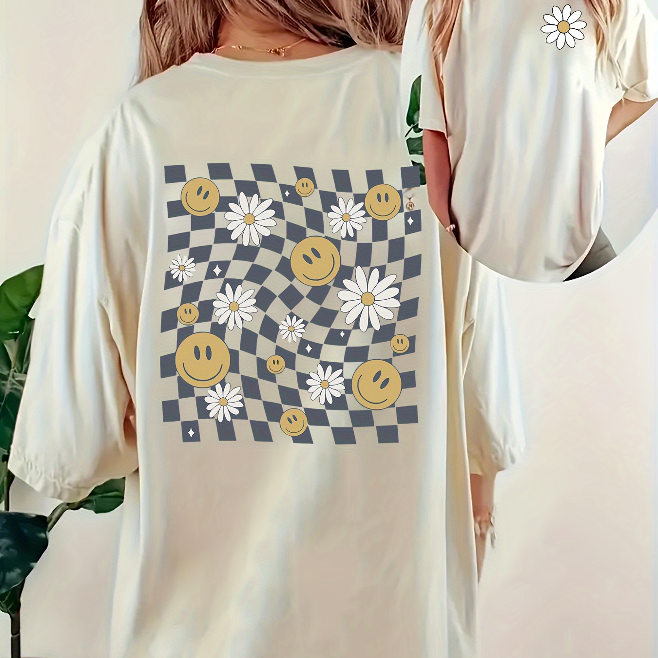

And Daisy Neck Casual Polyester T-shirt With Regular , Knit Fabric