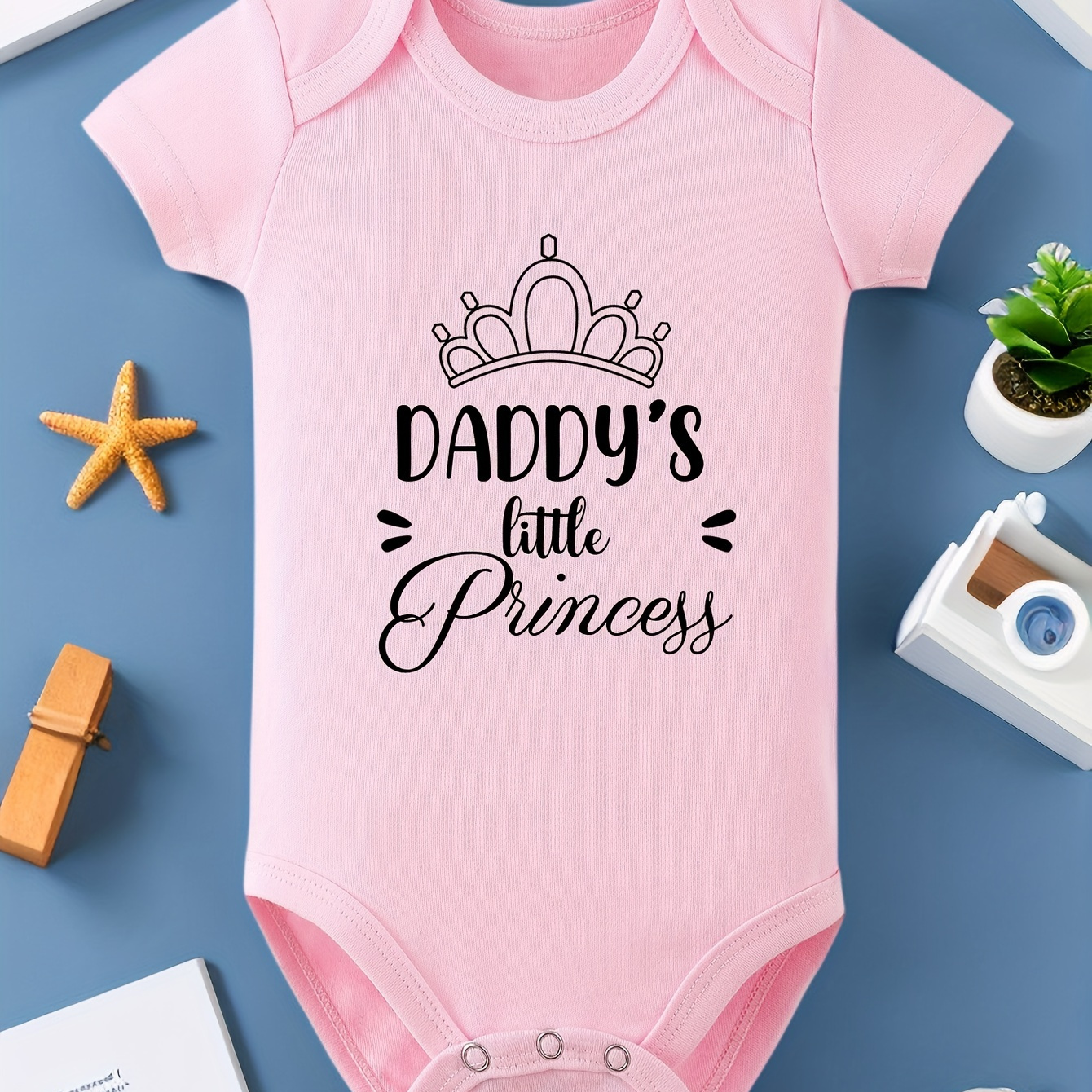 

Baby's "daddy's Little Princess" Print Cotton Triangle Bodysuit, Comfy Casual Short Sleeve Romper, Toddler & Infant Girl's Onesie For Summer, As Gift