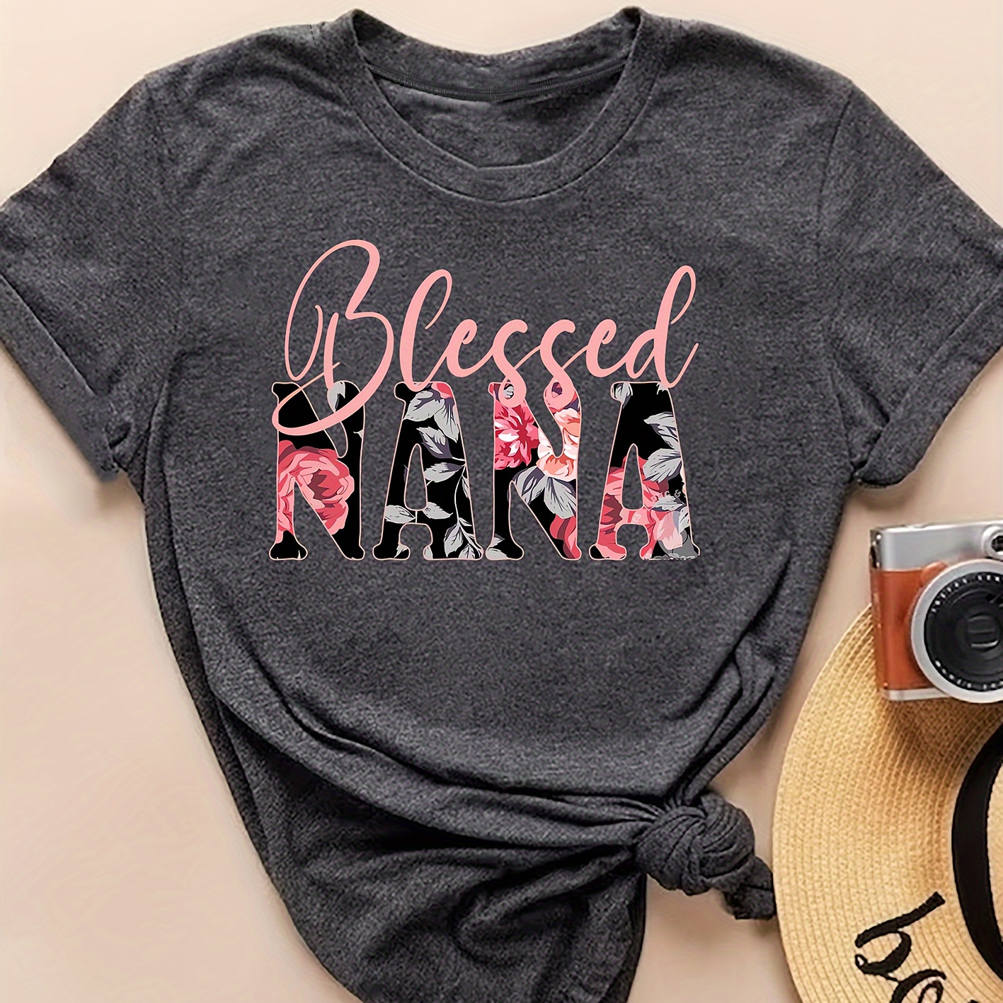 

Women's Floral Print "blessed Nana" Casual T-shirt, Vintage Style Short Sleeve Crew Neck Top, Fashion Sports Tee For Ladies