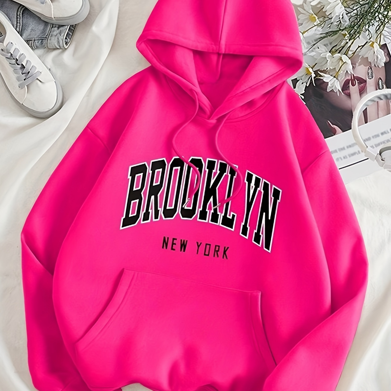 

Letter Graphic Kangaroo Pocket Drawstring Thermal Hoodie