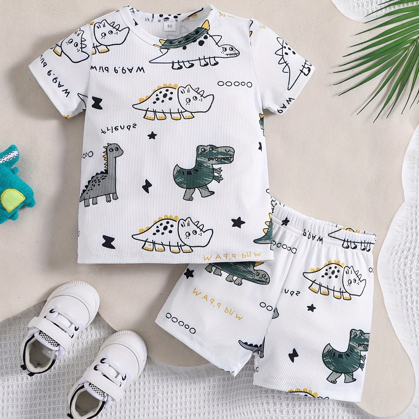 

2pcs Baby Boy's Cute Dinosaur Round Neck T-shirt & Shorts Set, Child's Trendy Sweatshirt Two-piece Set