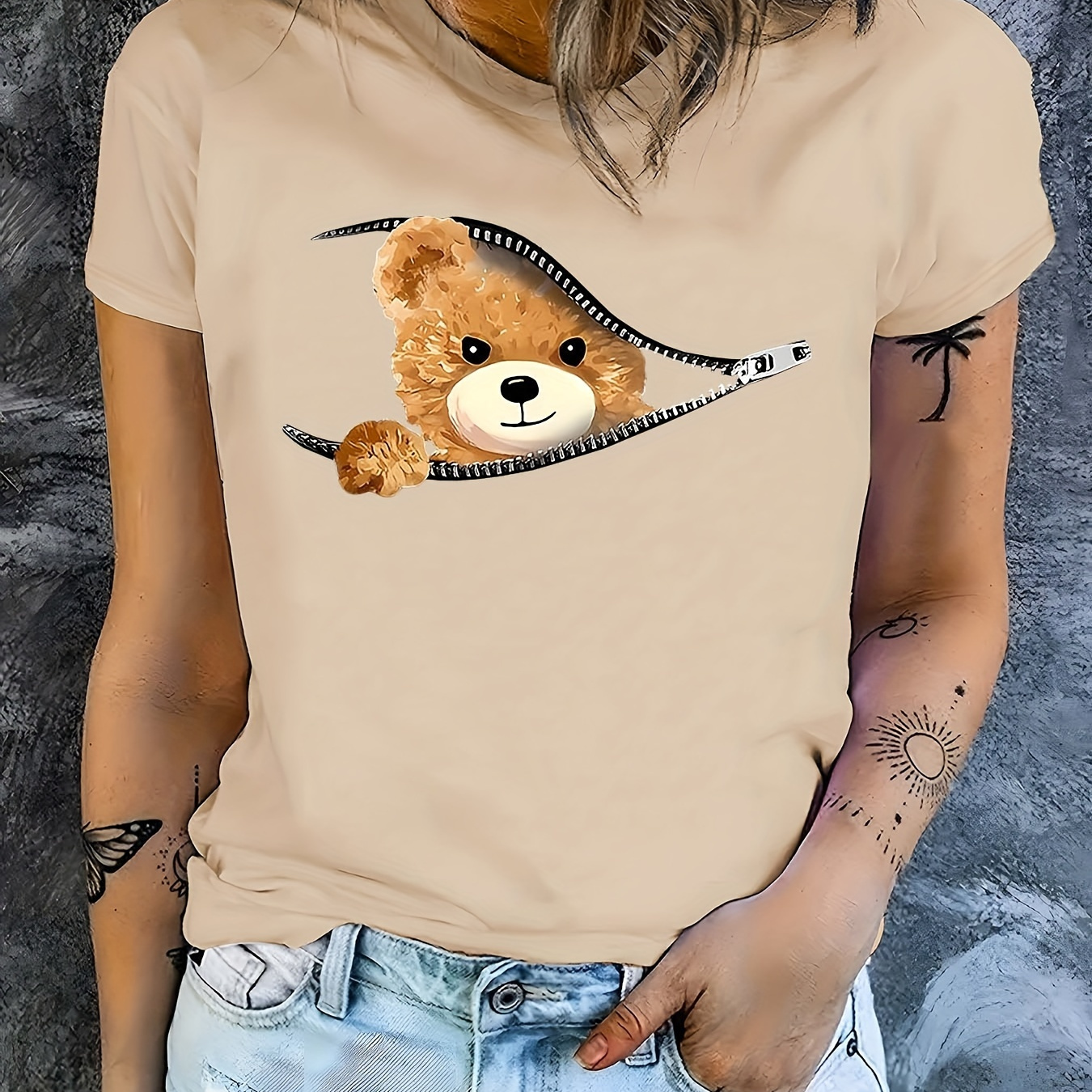 

Bear Graphic Print T-shirt, Short Sleeve Crew Neck Casual Top For Summer & Spring, Women's Clothing