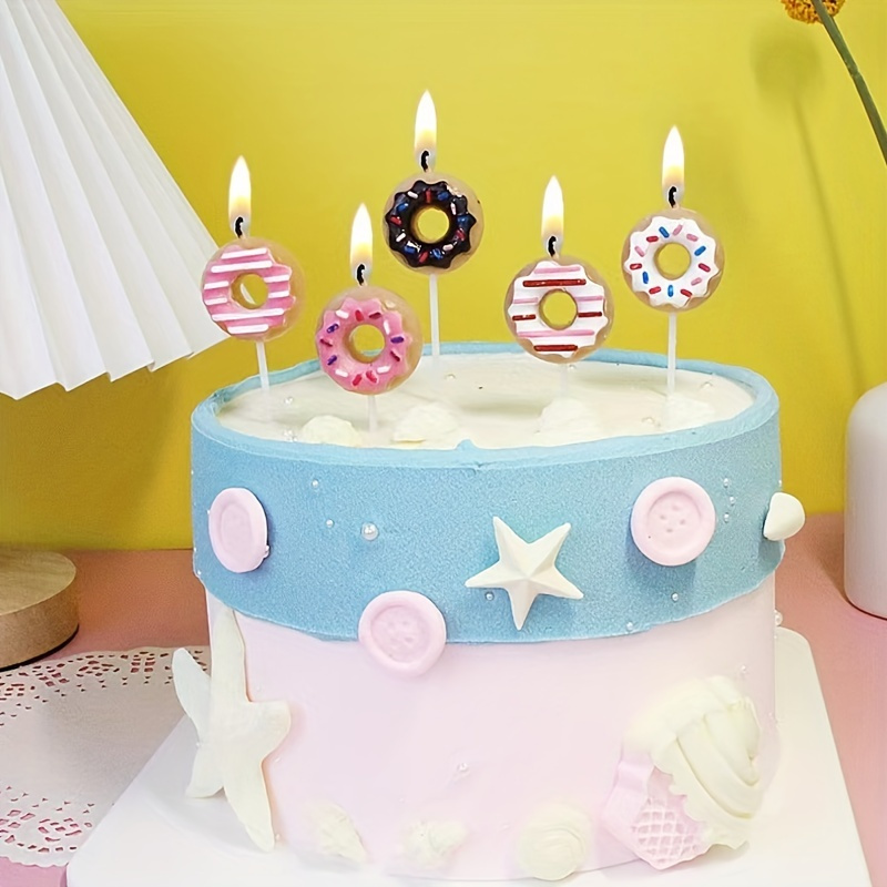 11 Decoraciones de Tarta de Fútbol Decoración de Tarta de Corona Adorno de  Tarta Happy Birthday Adorno de Cupcake Deportivo con Palillo de Cupcakes  para Niños Decoraciones de Cumpleaños : : Hogar