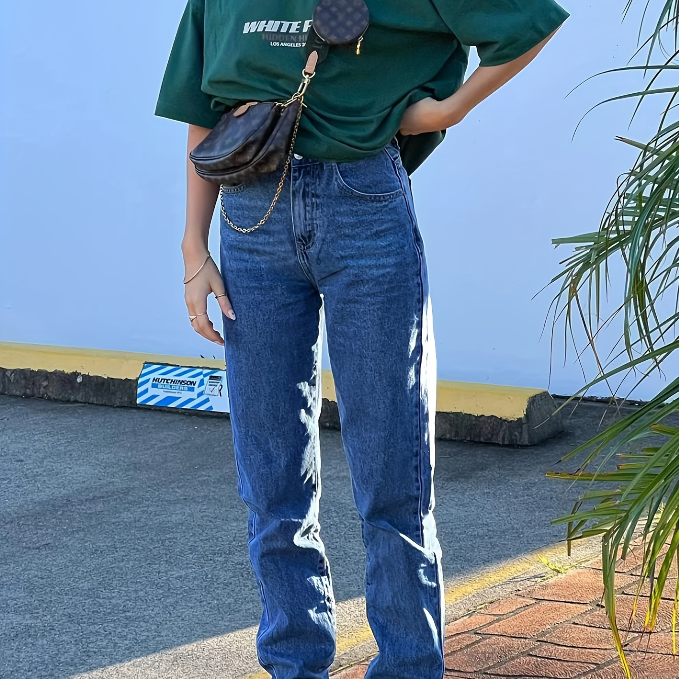 

High-waisted, Relaxed Fit Straight-leg Jeans With Leather Patch, Mid-blue Washed Denim, Casual Preppy Style Pants