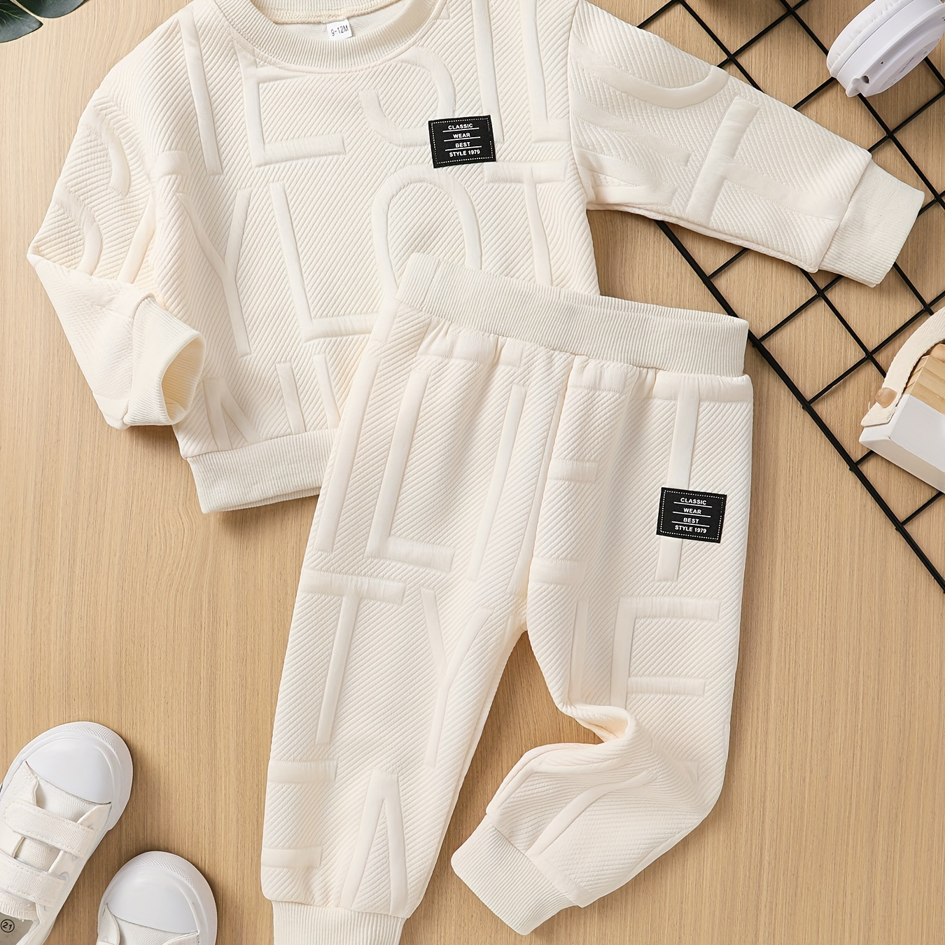 

Boys' Cozy & Breathable Letter Print Long Sleeve Top And Pants Set - Soft, Lightweight Polyester For Fall/winter