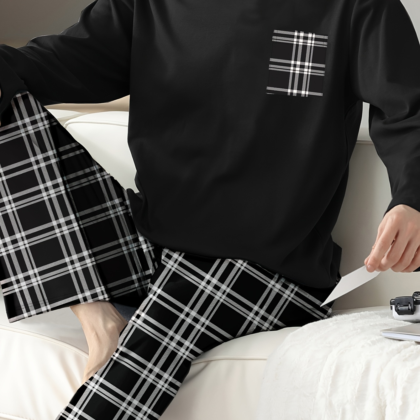 

Pyjama pour Hommes Automne et Hiver Décontracté à Carreaux Simple à Manches Longues et Pantalon Long