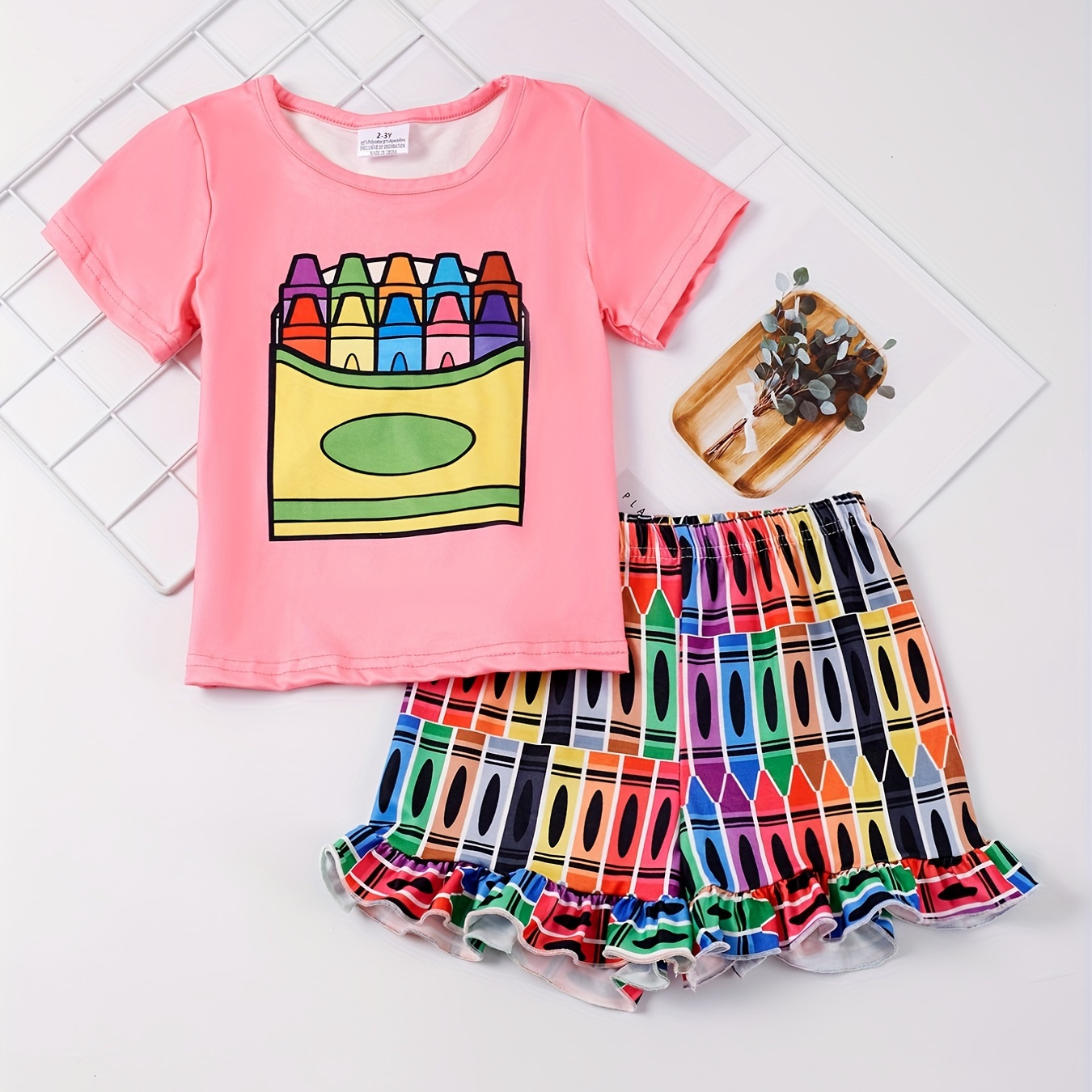 

2pcs Toddler Girls Colorful Crayon Graphic T-shirts Casual Round Neck Tees Top & Hem Elastic Waist Shorts Set For Back To School Season Kids Summer Clothes