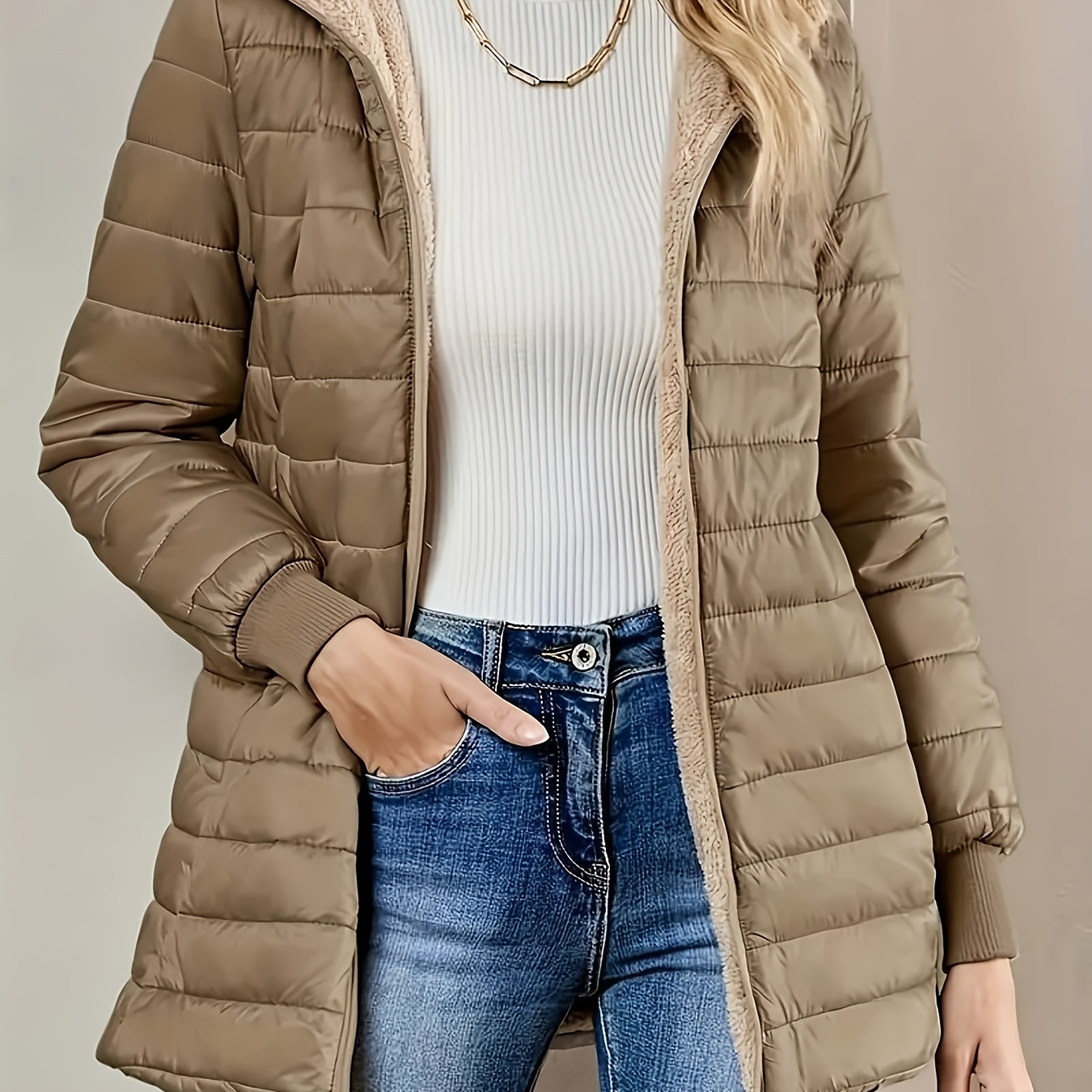 

Medium-long Women's Jacket Polyester