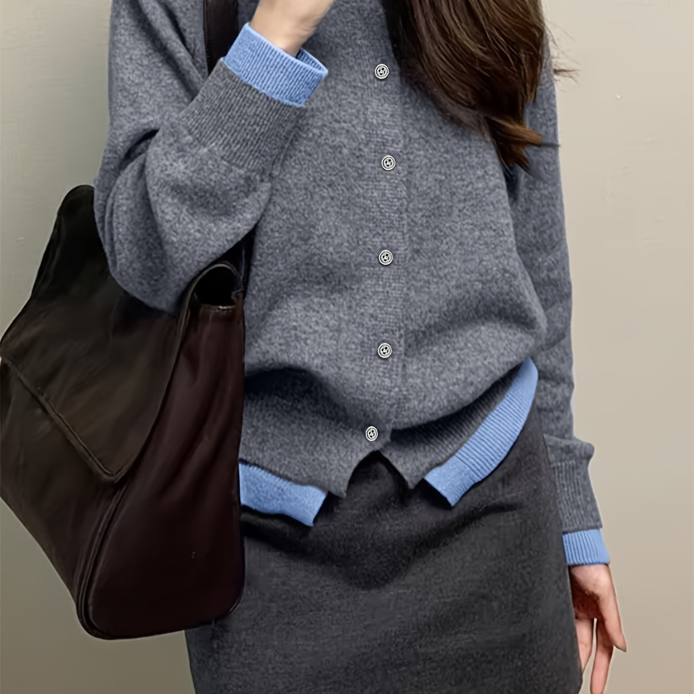 

Korean-style Soft And Cozy Knitted Cardigan For Women, Spring And Autumn, Exuding A Of And Casual With Button .