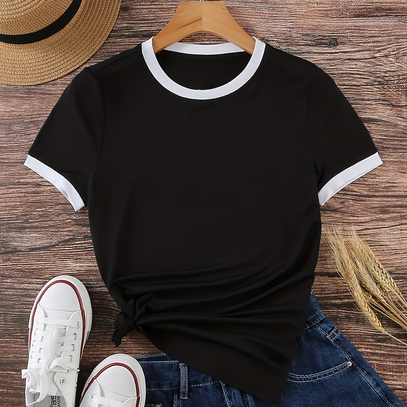 

Contrast Trim Short Sleeve T-shirt, Casual Crew Neck Top For Spring & Summer, Women's Clothing