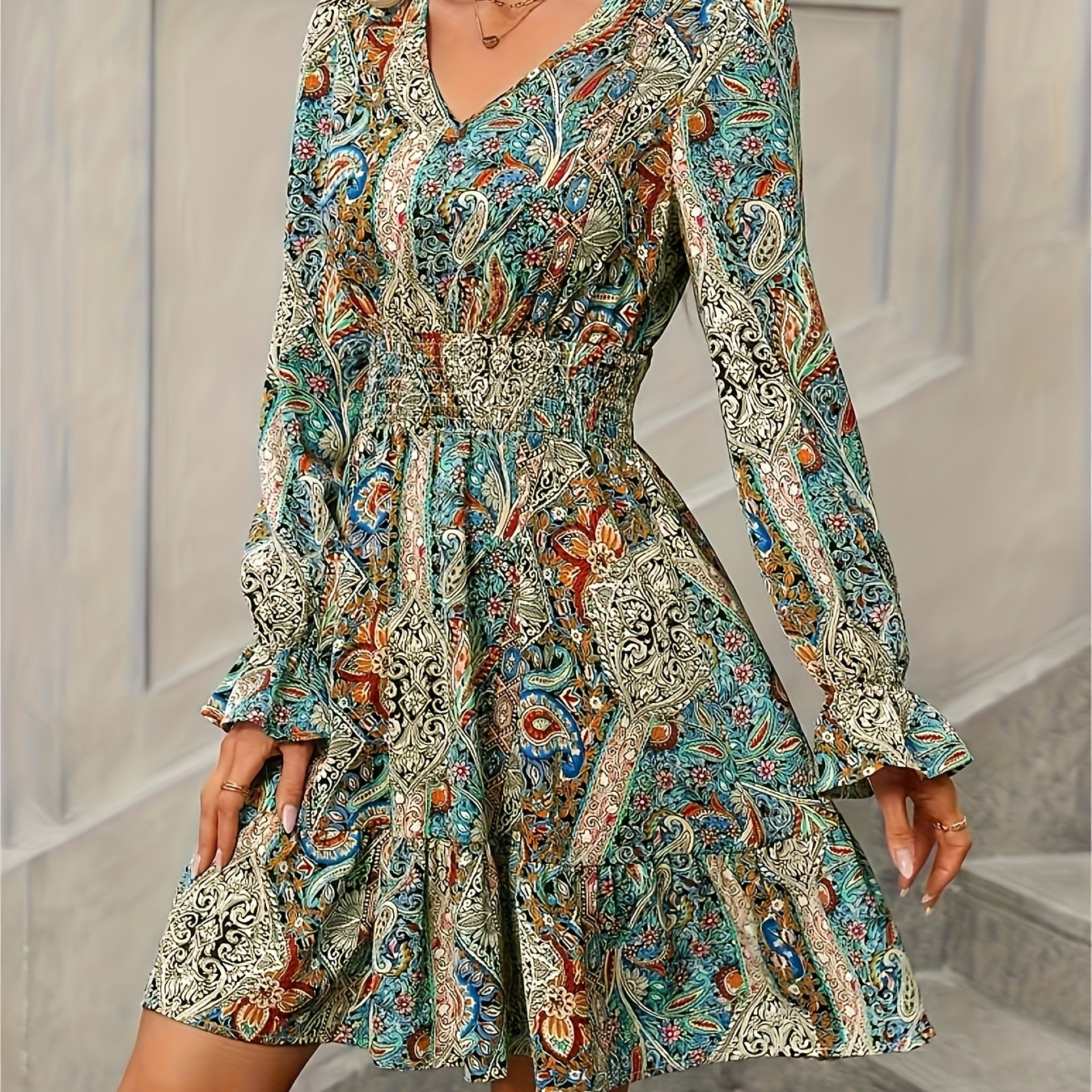 

Paisley Print V-neck Vintage Dress, Shirred Waist Ruffle Hem Swing Dress For Spring & Fall, Women's Clothing