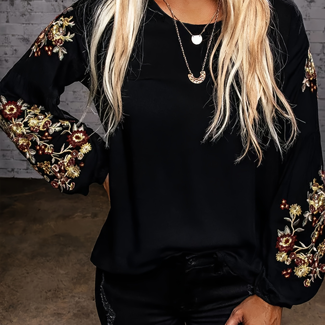 

1pc Elegant Floral Embroidery Long Sleeve Top For Women, Polyester Round Neck Solid Color Blouse, Spring/autumn Fashion, Adult Casual Wear