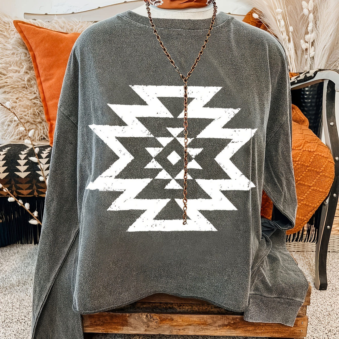 

Geometric Pattern Print Sweatshirt, Crew Neck Casual Sweatshirt For Fall & Spring, Women's Clothing