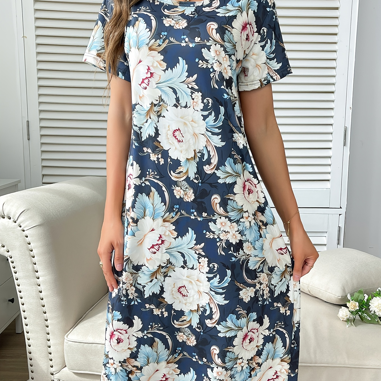 

Robe de Nuit à Imprimé Floral pour Femmes - Décontractée et Confortable, Manches Courtes, Col Rond