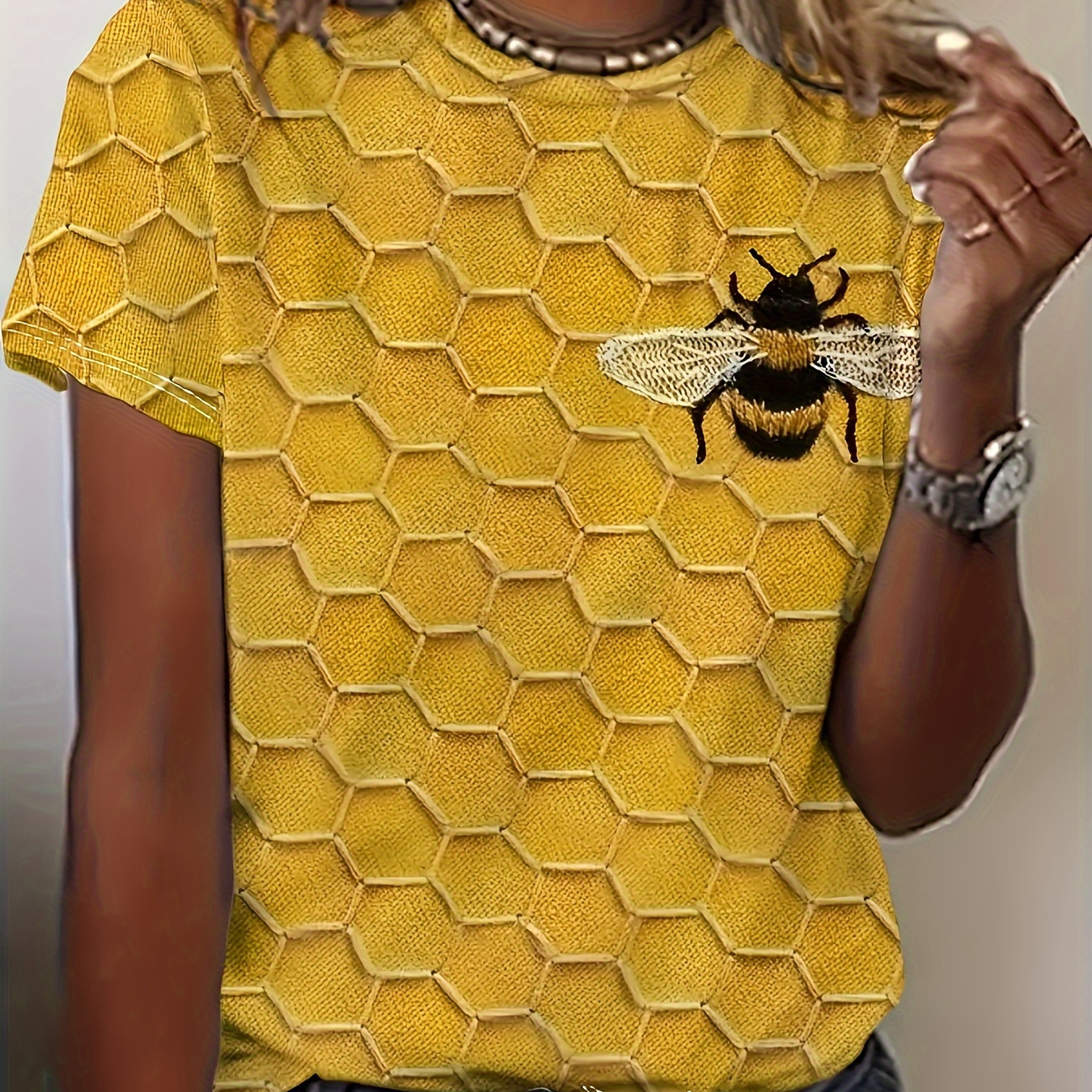 

Bee Print Crew Neck T-shirt, Casual Short Sleeve T-shirt For Spring & Summer, Women's Clothing