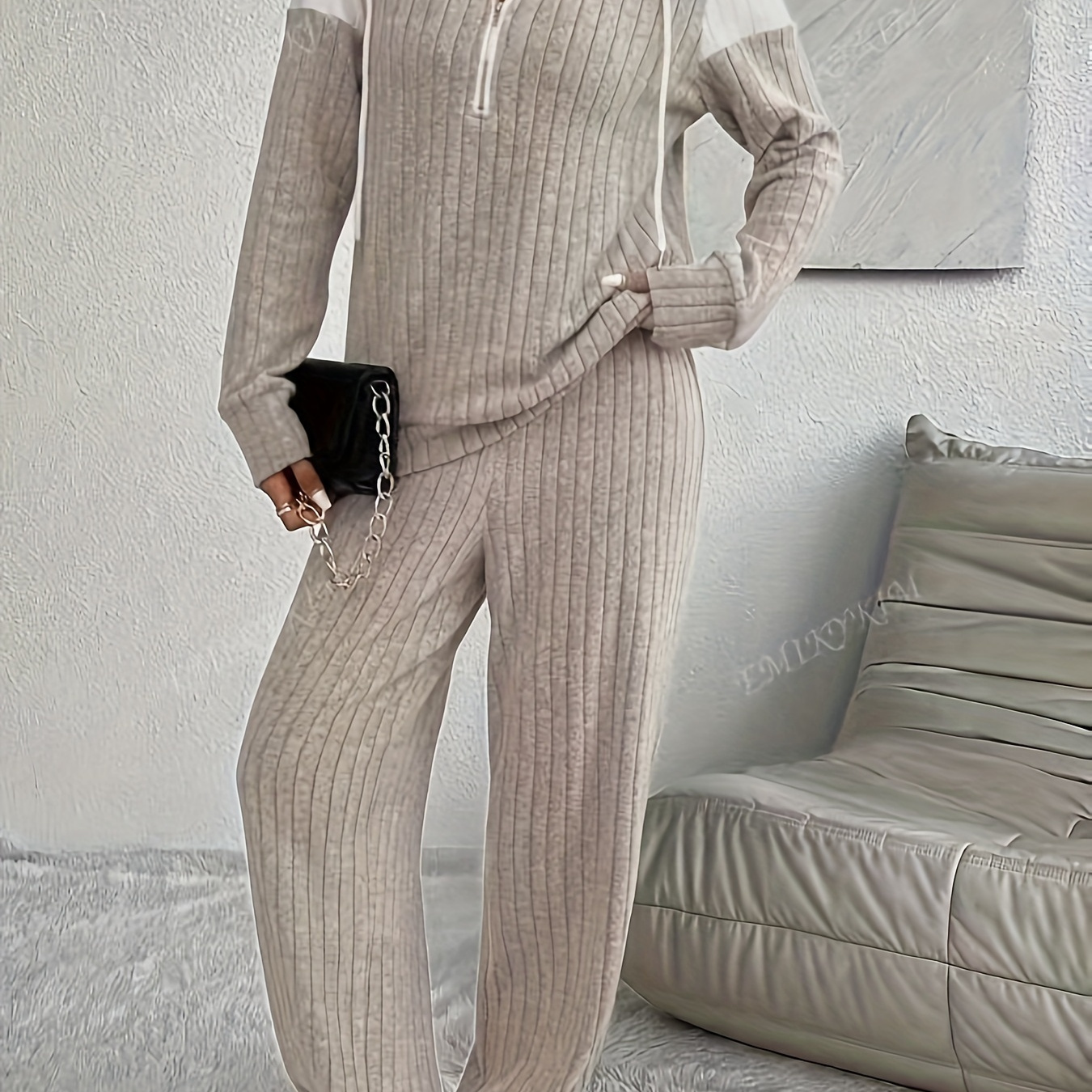 

Elegant Women's Hooded Zip-up Tracksuit Set - Casual Ribbed Knit, Long Sleeve & Pants For Fall/winter