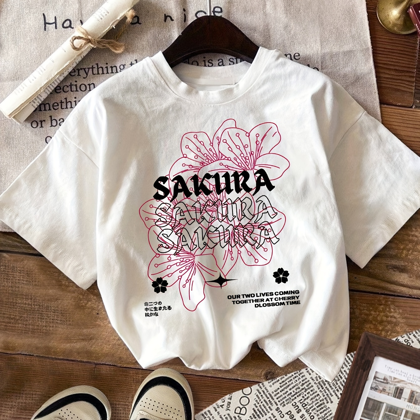 

Women's Casual Crew Neck T-shirt With Sakura - 95% Polyester, 5% Spandex, Knit Fabric, Regular Length For All