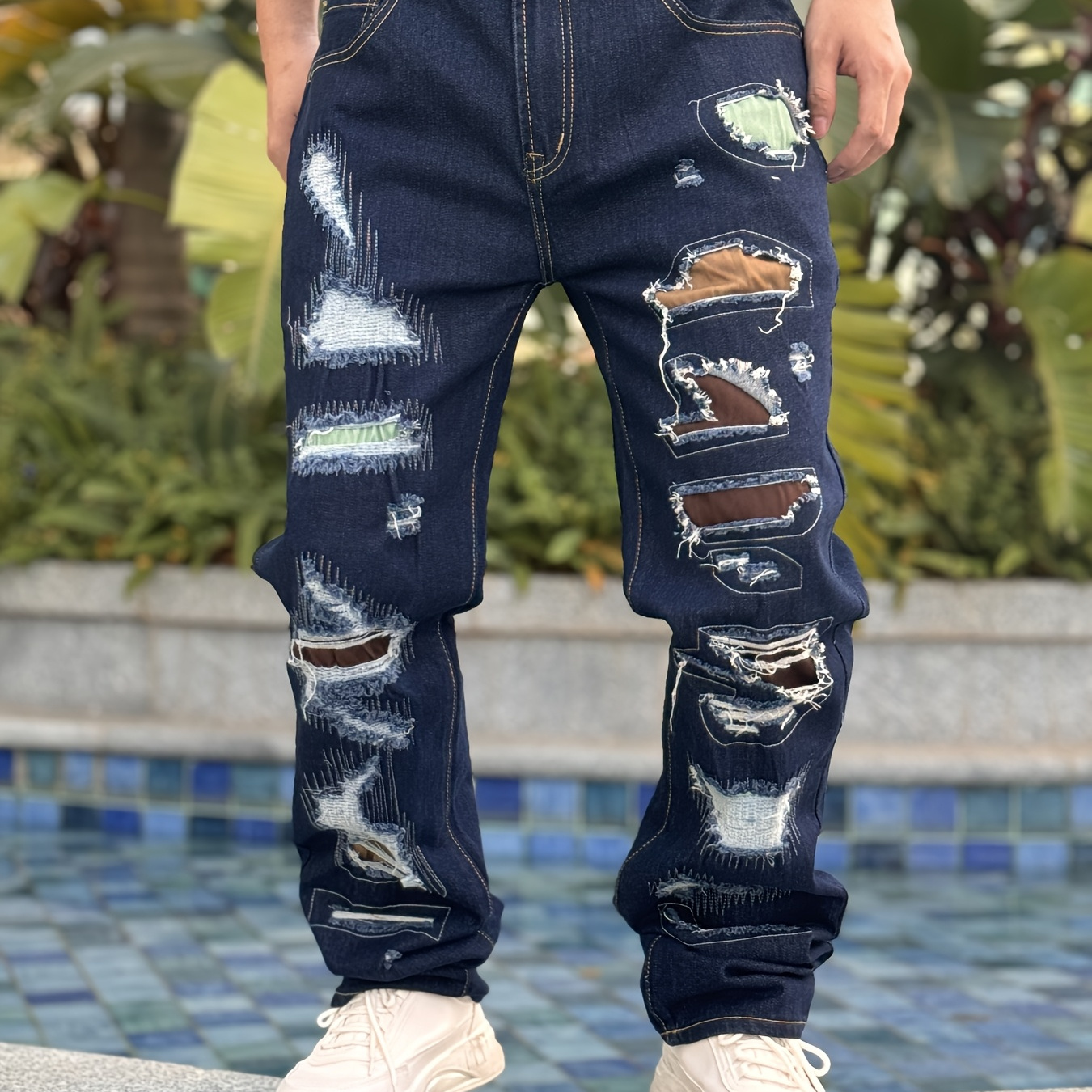 

Men' Stretch Pants, Full Ripped, Ripped Embroidery Above, Ripped Colored Drag Cloth, Suitable For All