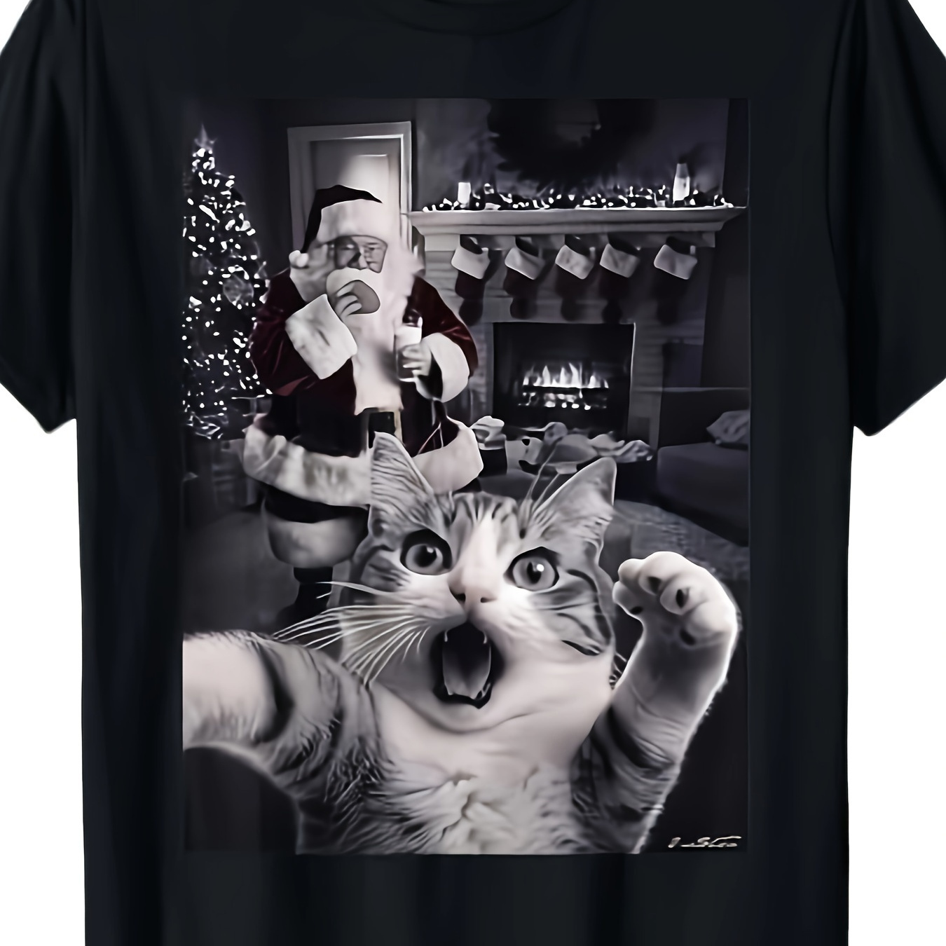 

Funny Cat And Santa Christmas T-shirt, 100% Cotton.220g