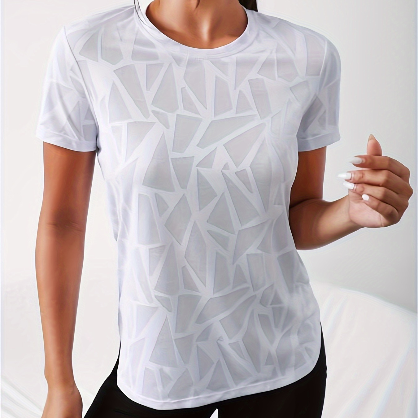 

Geometric Print Curved Hem T-shirt, Casual Crew Neck Short Sleeve Top For Spring & Summer, Women's Clothing