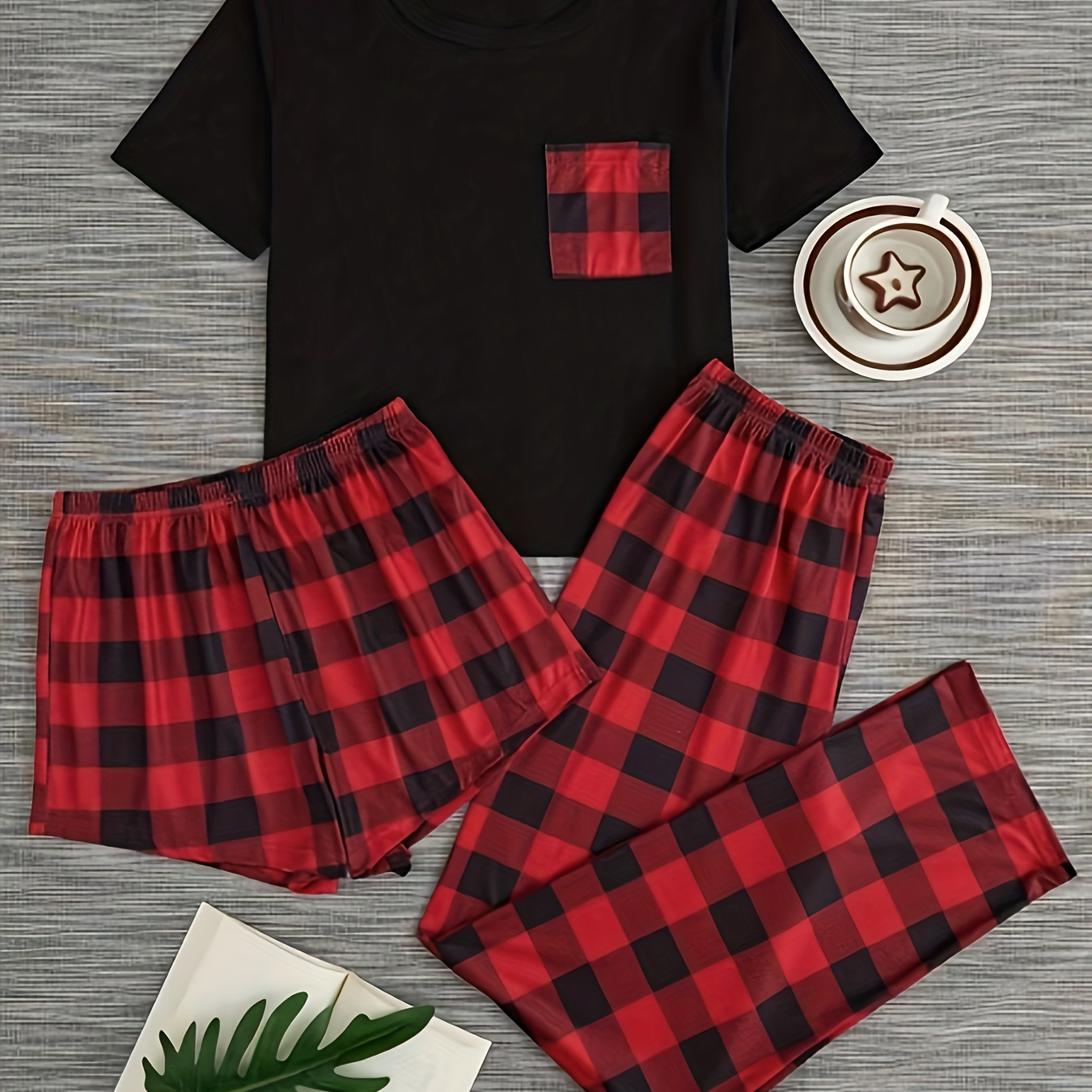 

Women'-piece Red Grid Pajama Set